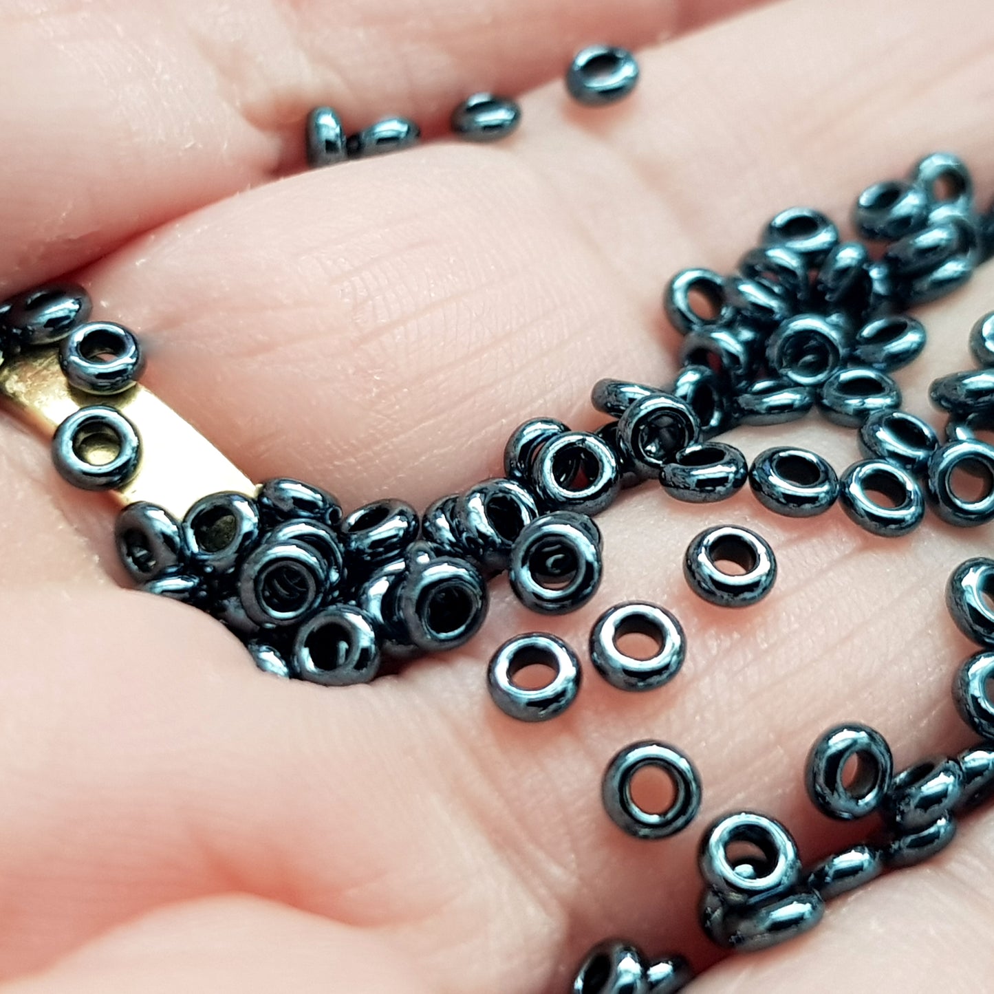 Demi 8/0 - TN-81 Hematite Metallic - 5g Seed Beads - Beading Supply