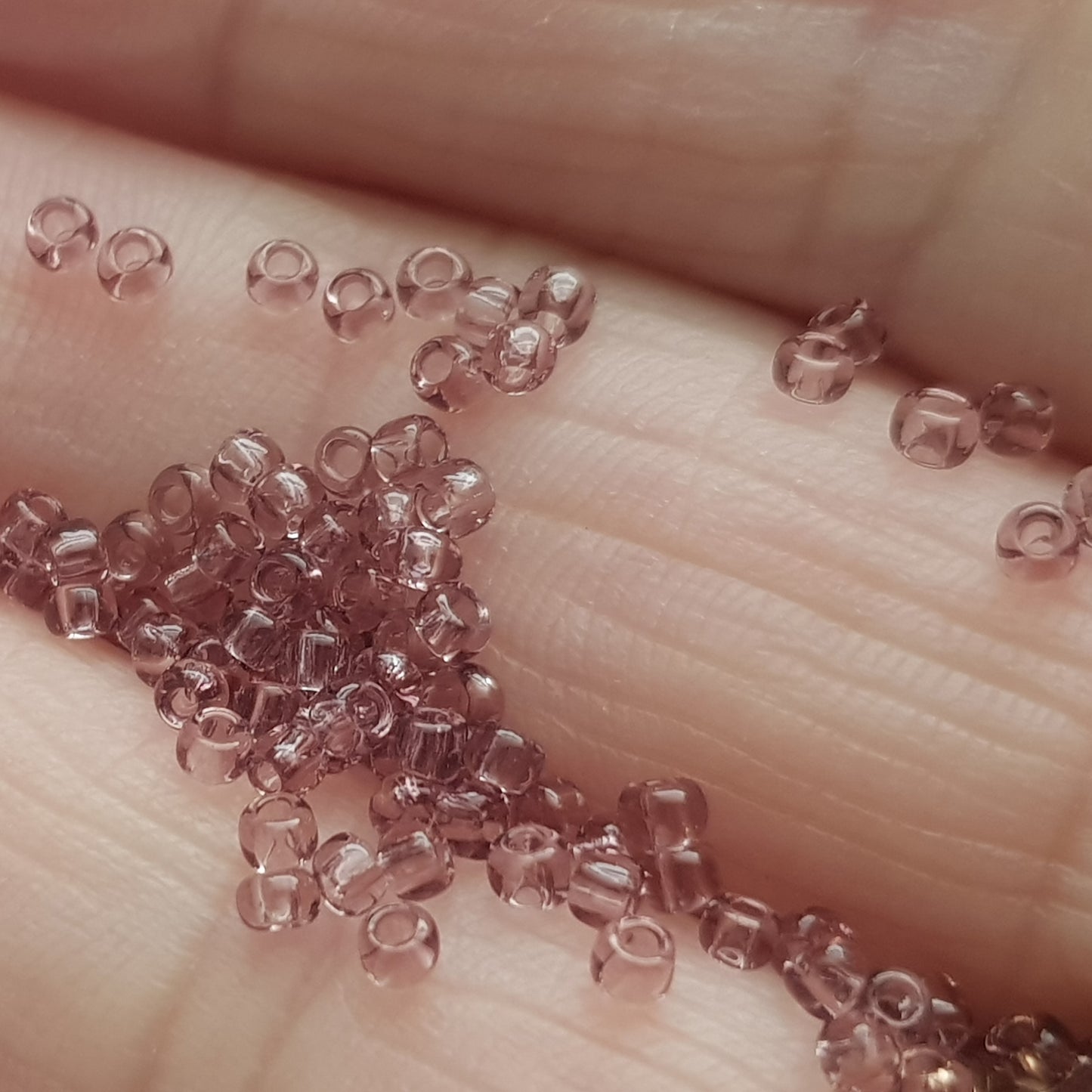 11/0 TR-6 Lt Amethyst Transparent 10g/30g Round Toho Seed Beads | Beading Supply