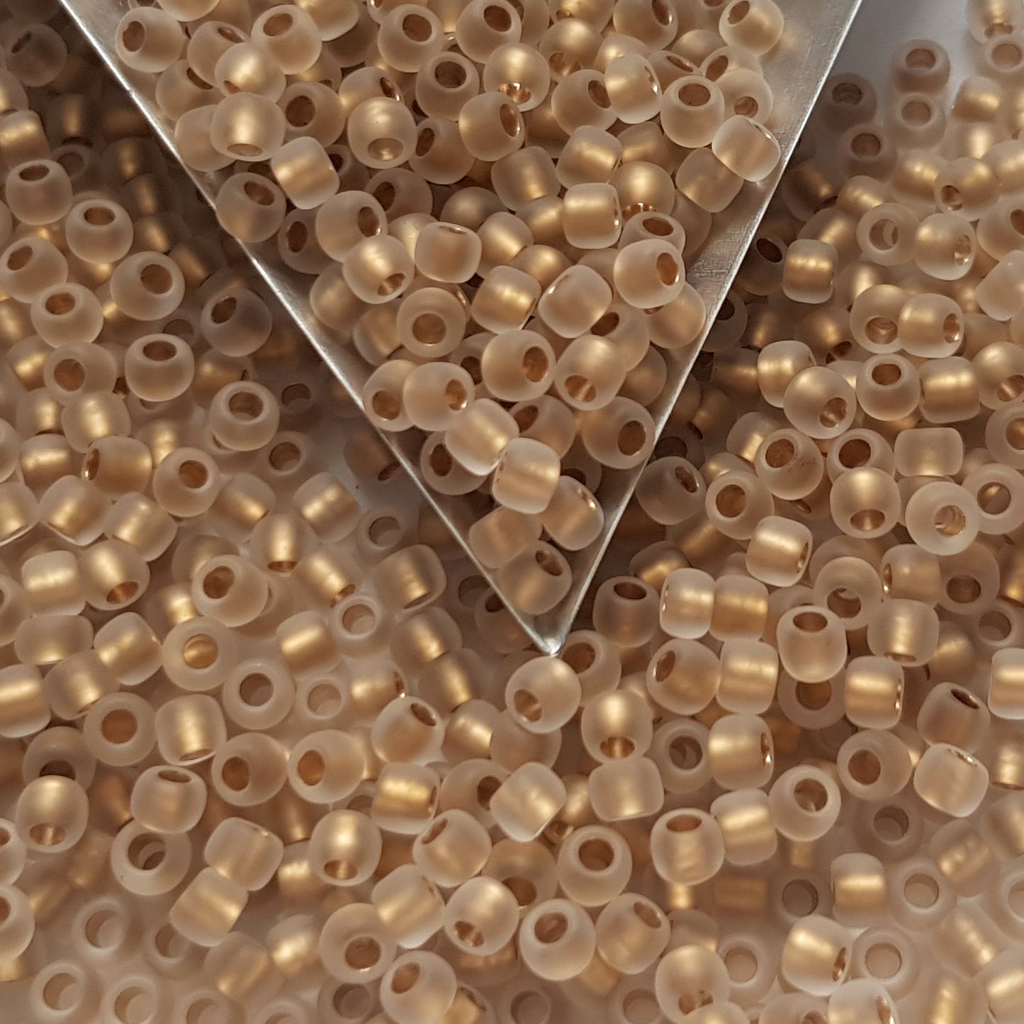 6/0 TR-989F Crystal Frosted Gold Lined 10g/30g Round Toho Seed Beads - Beading Supply