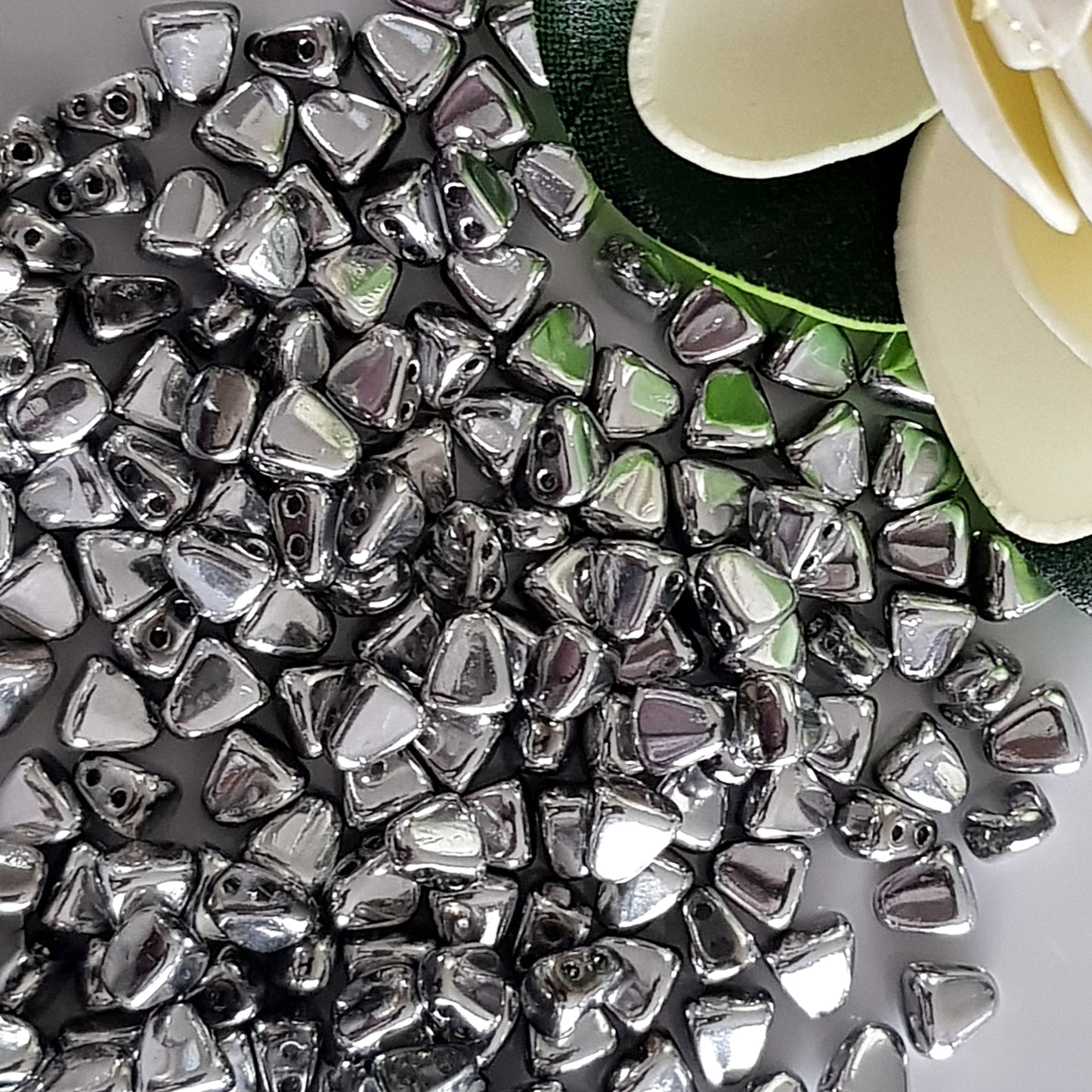 Nib-Bit by Matubo - Silver -10g packs | NB-27000 | Beading Supply