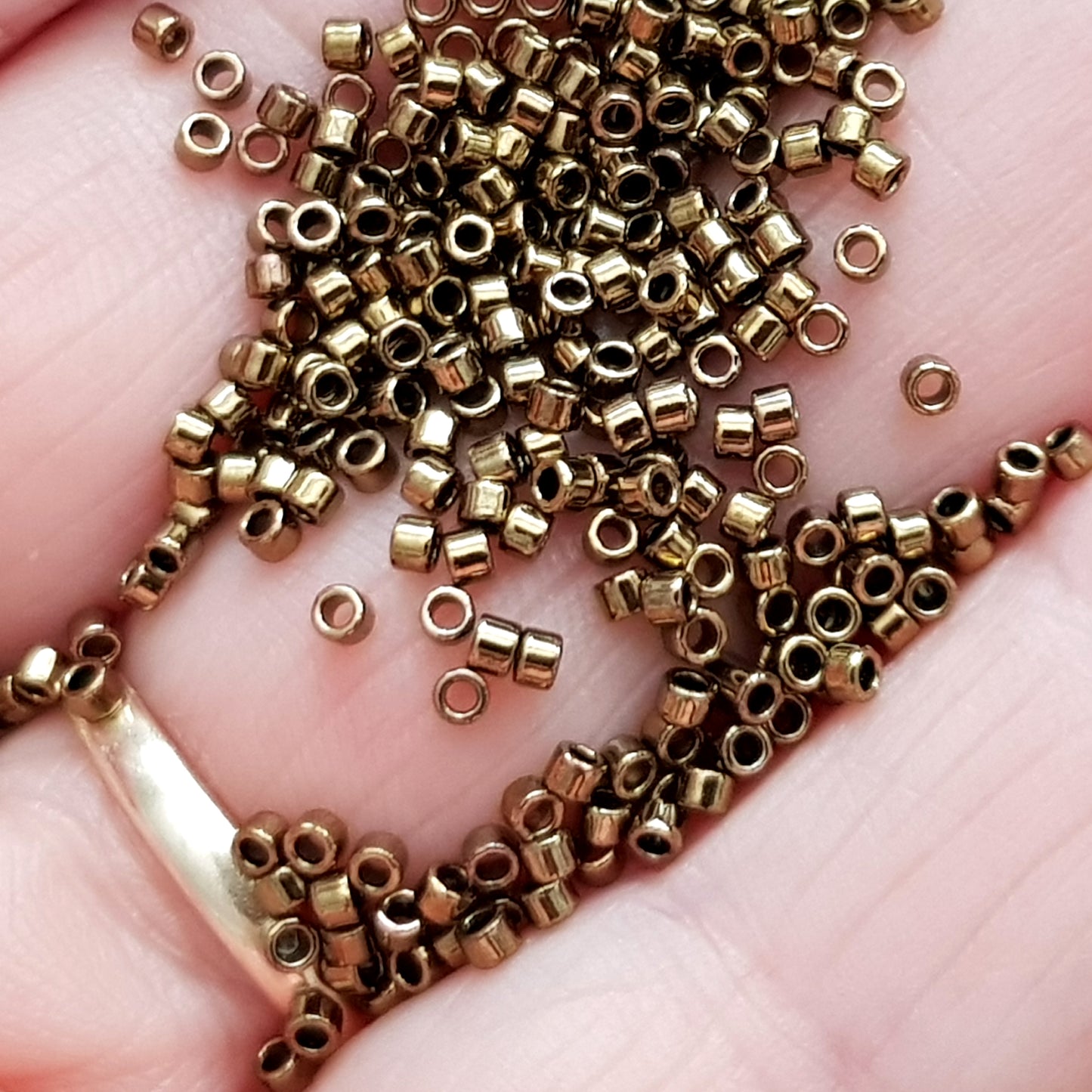 Aiko 11/0 TA-223 Antique Bronze Precision-Cut Cylinder Toho Seed Beads | Beading Supply