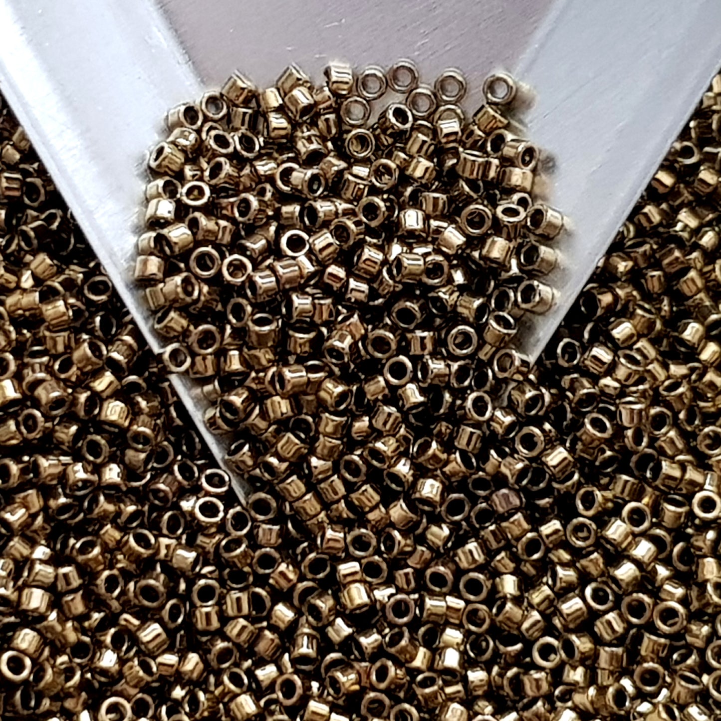 Aiko 11/0 TA-223 Antique Bronze Precision-Cut Cylinder Toho Seed Beads | Beading Supply