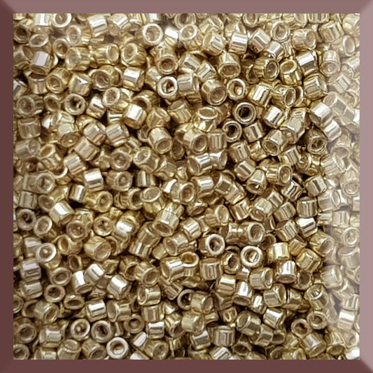 Aiko 11/0 TA-559 Yellow Gold Galvanized Precision-Cut Cylinder Toho Seed Beads | Beading Supply