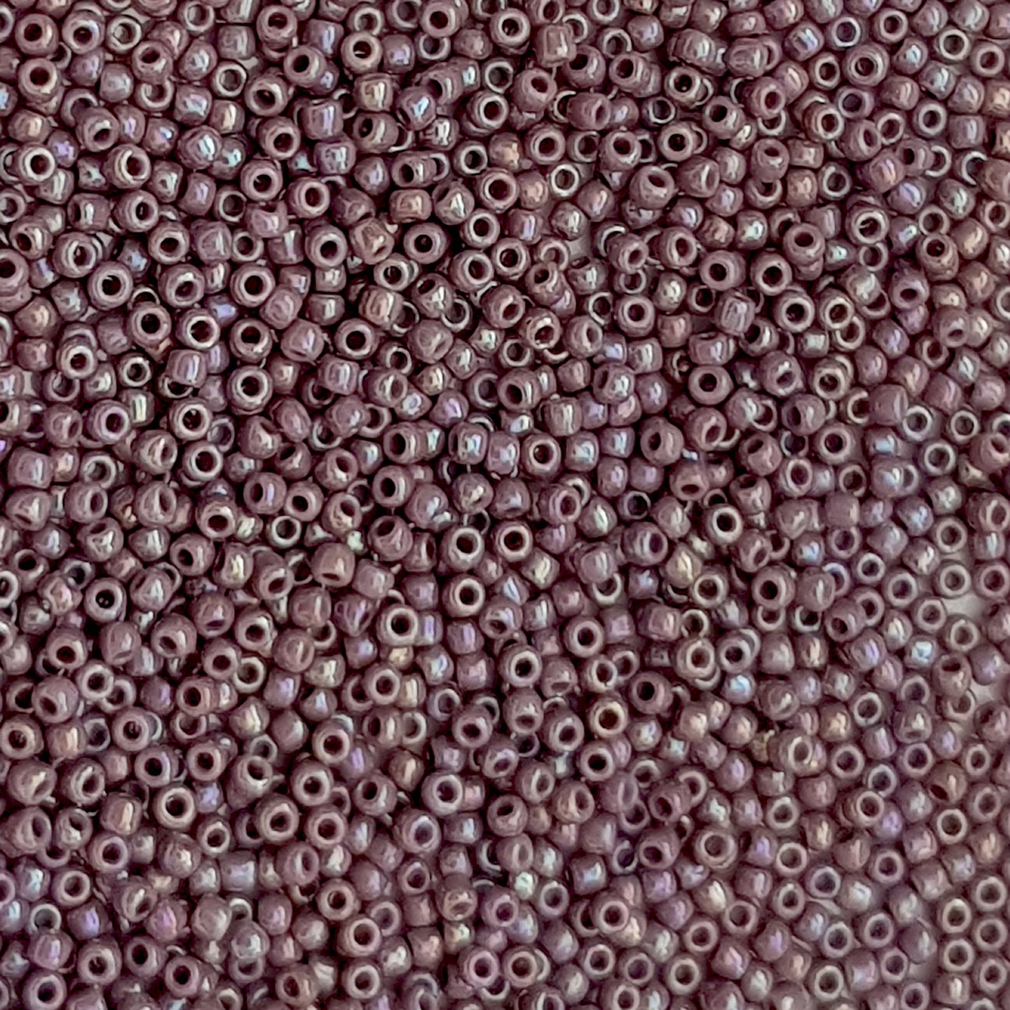 11/0 TR-412 Lavender Rainbow Opaque 10g/30g Round Toho Seed Beads | Beading Supply