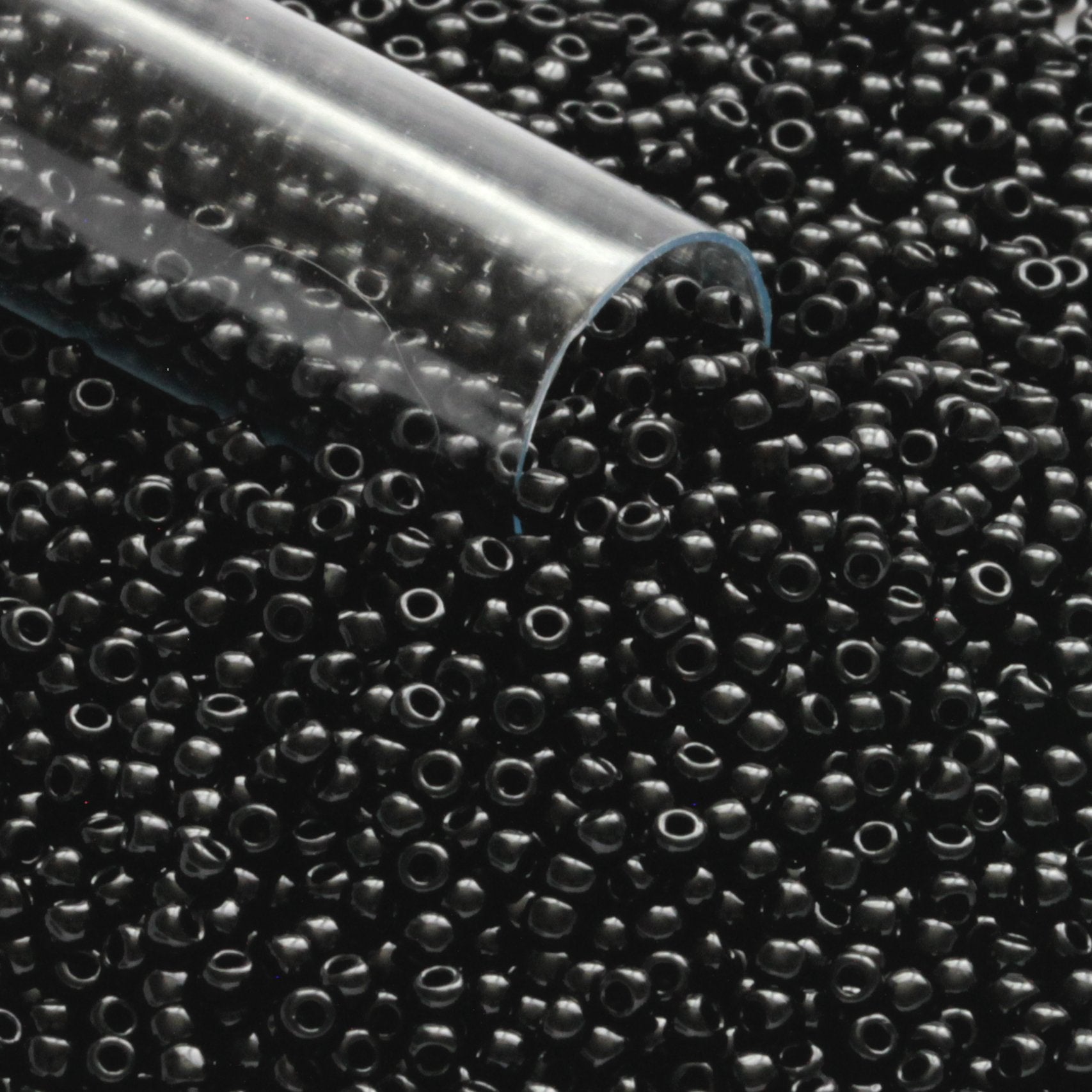 11/0 TR-49  Jet Black Opaque Round Toho - Beading Supply - Kalitheo Jewellery
