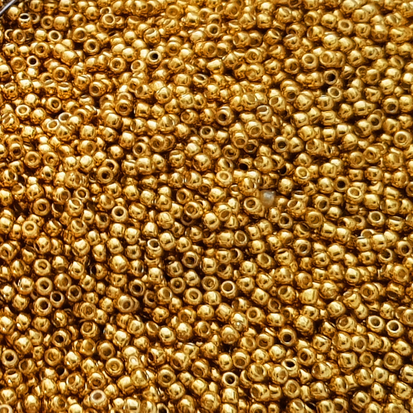 11/0 TR-PF591 Old Gold Permanent Finish 10g/30g Round Toho Seed Beads | Beading Supply