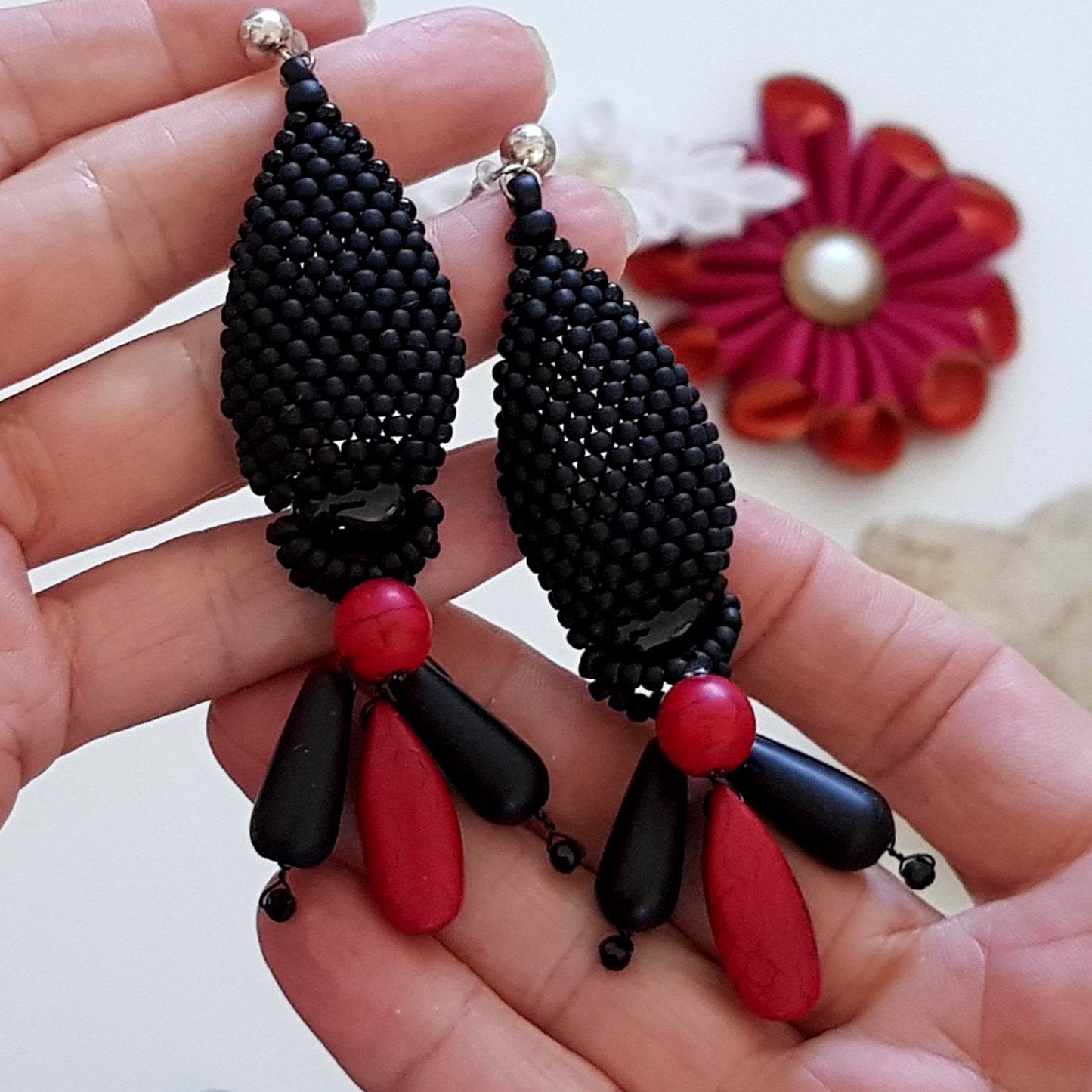 KTC-380 Stunning Statement Earrings - Black Agate - Red Howlite - Free Shipping - Kalitheo Jewellery