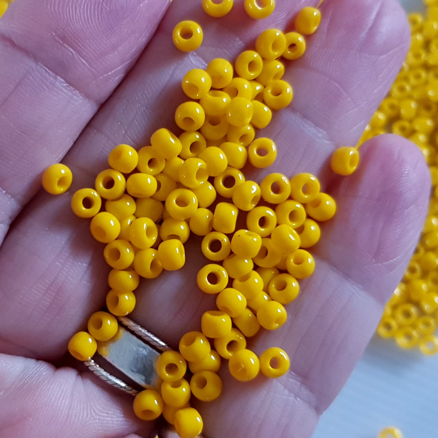 6/0 TR-42B Sunshine Yellow Opaque 10g/30g Round Toho Seed Beads - Beading Supply