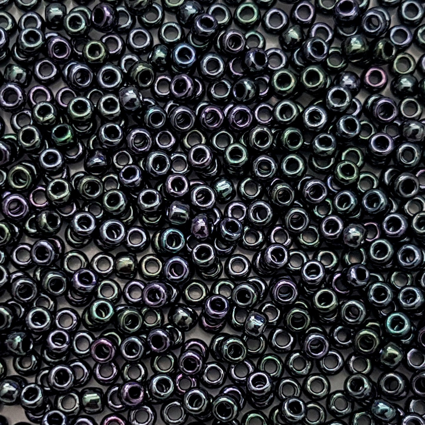 6/0 TR-89 Moss Metallic 10g/30g Round Toho Seed Beads - Beading Supply