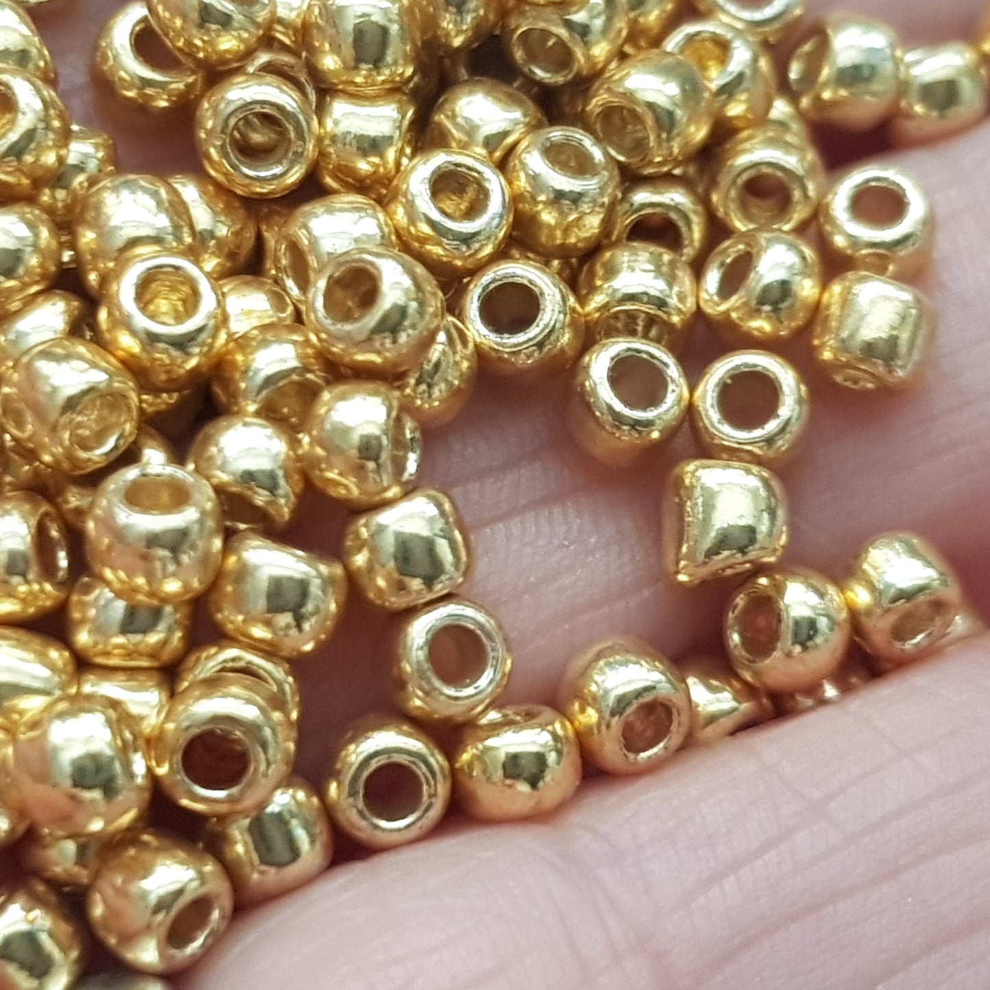 6/0 TR-PF557 Starlight Gold Galvanized Permanent Finish 10g/30g Round Toho Seed Beads - Beading Supply