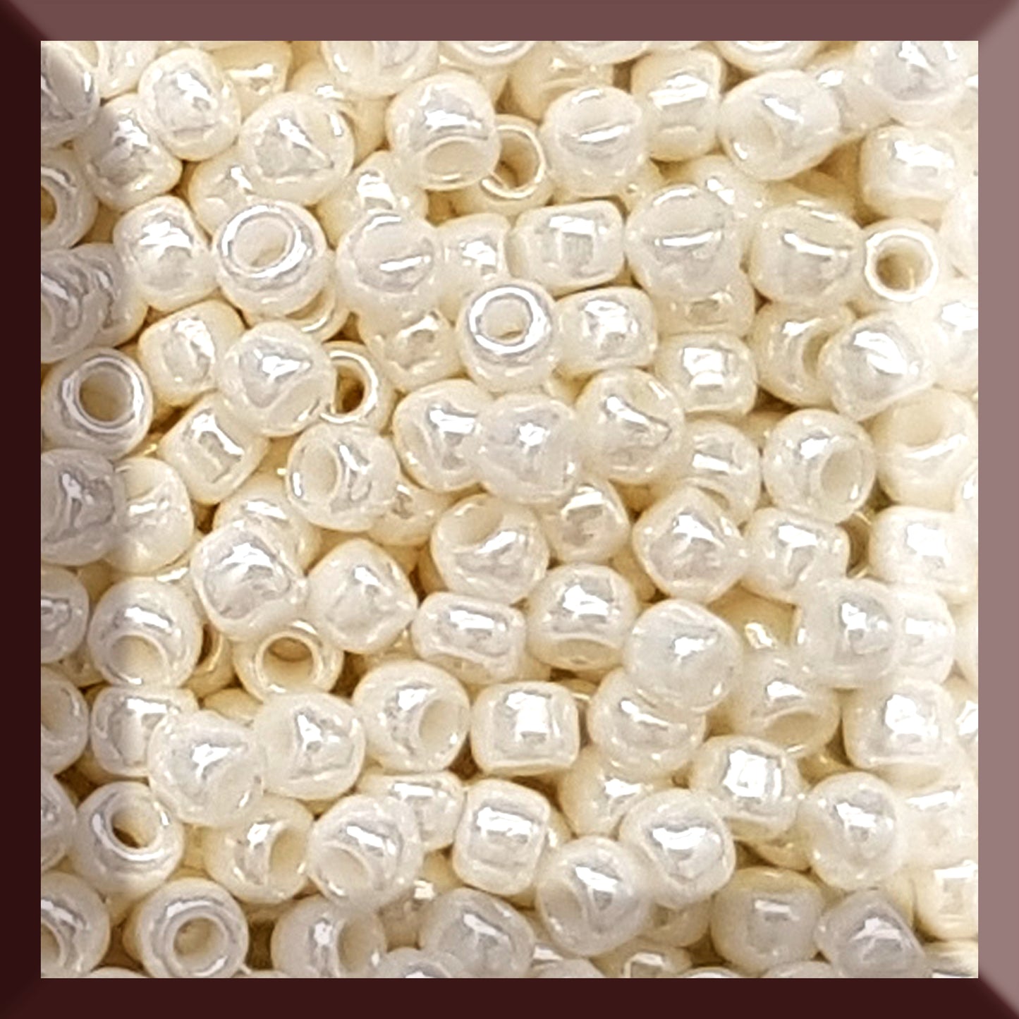 8/0 TR-122 White Navajo Lustre Opaque 10g/30g Round Toho Seed Beads - Beading Supply