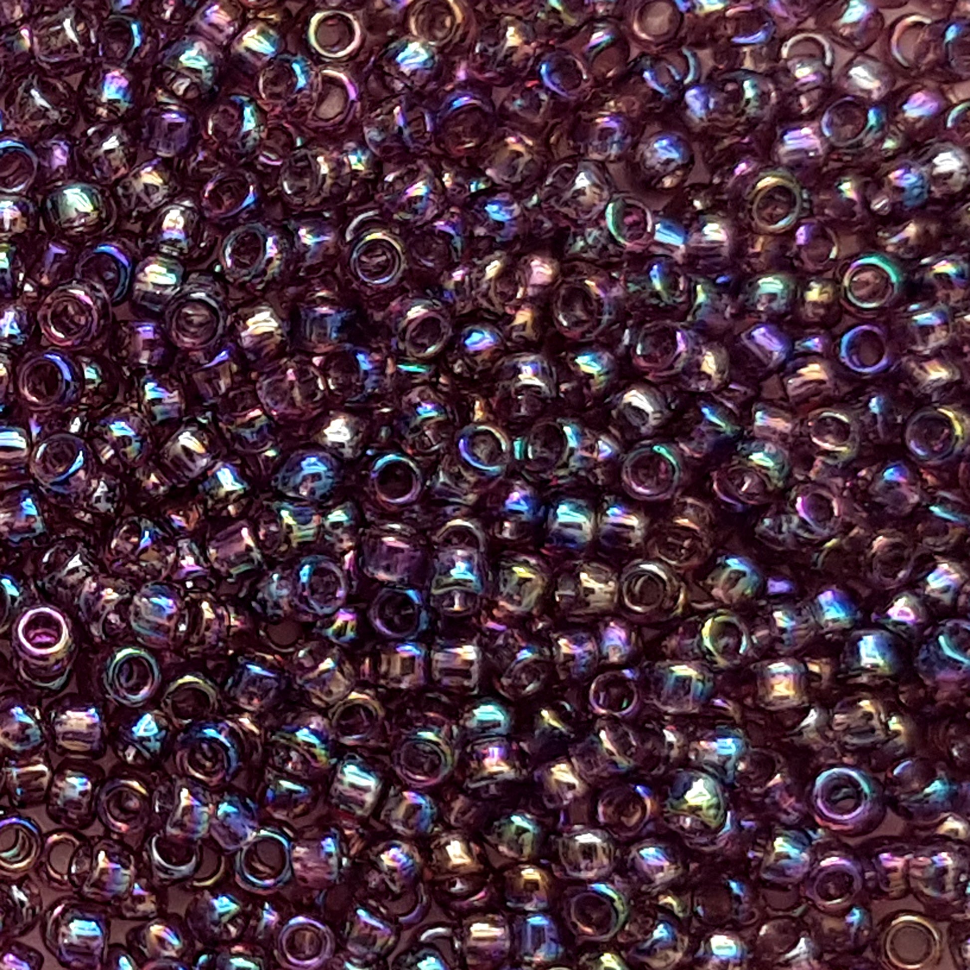 8/0 TR-166B Medium Amethyst Rainbow Round Toho Seed Beads - Beading Supply - Kalitheo Jewellery