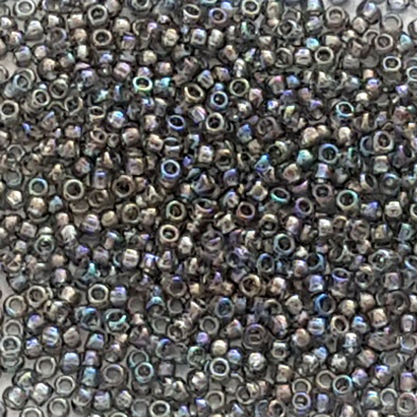 8/0 TR-176 Black Diamond Rainbow Round Toho Seed Beads - Beading Supply - Kalitheo Jewellery