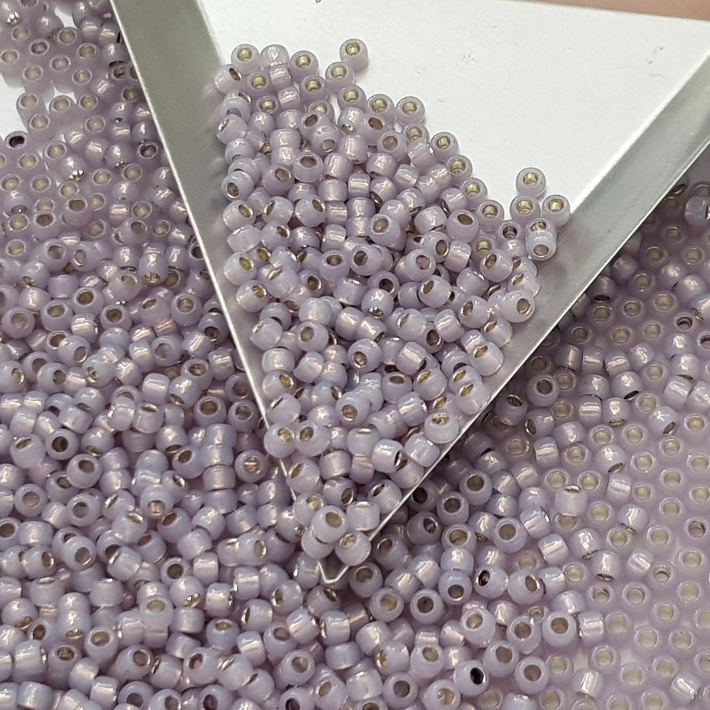 8/0 TR-2122 Milky Alexandrite Silver-Lined 10g/30g Round Toho Seed Beads - Beading Supply
