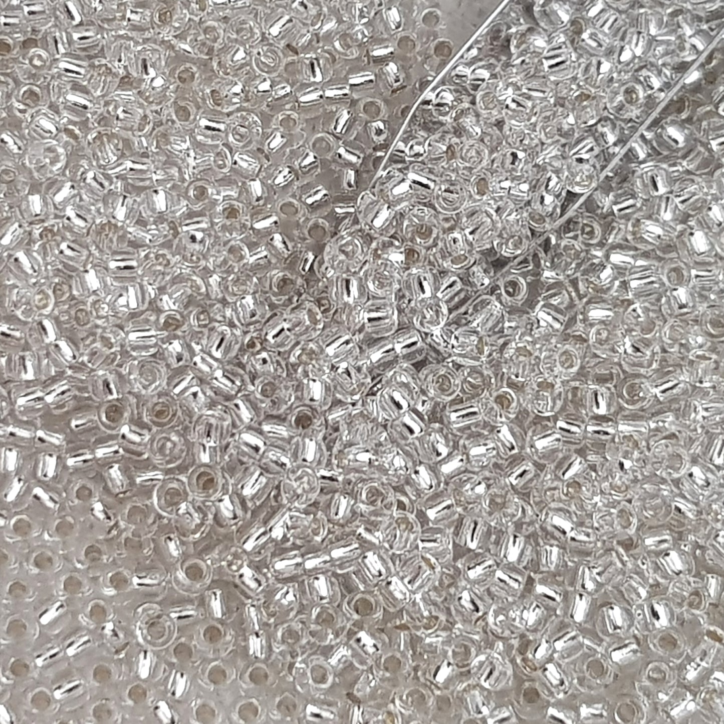6/0 TR-21 Crystal Silver Lined 10g/30g Round Toho Seed Beads - Beading Supply