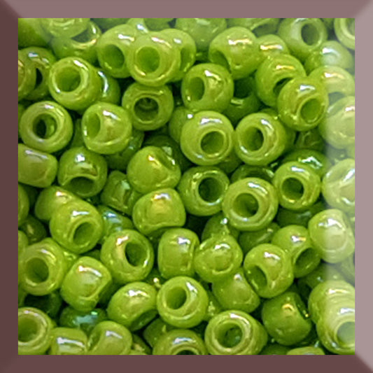 8/0 TR-404 Sour Apple Opaque Rainbow 10g/30g Round Toho Seed Beads - Beading Supply