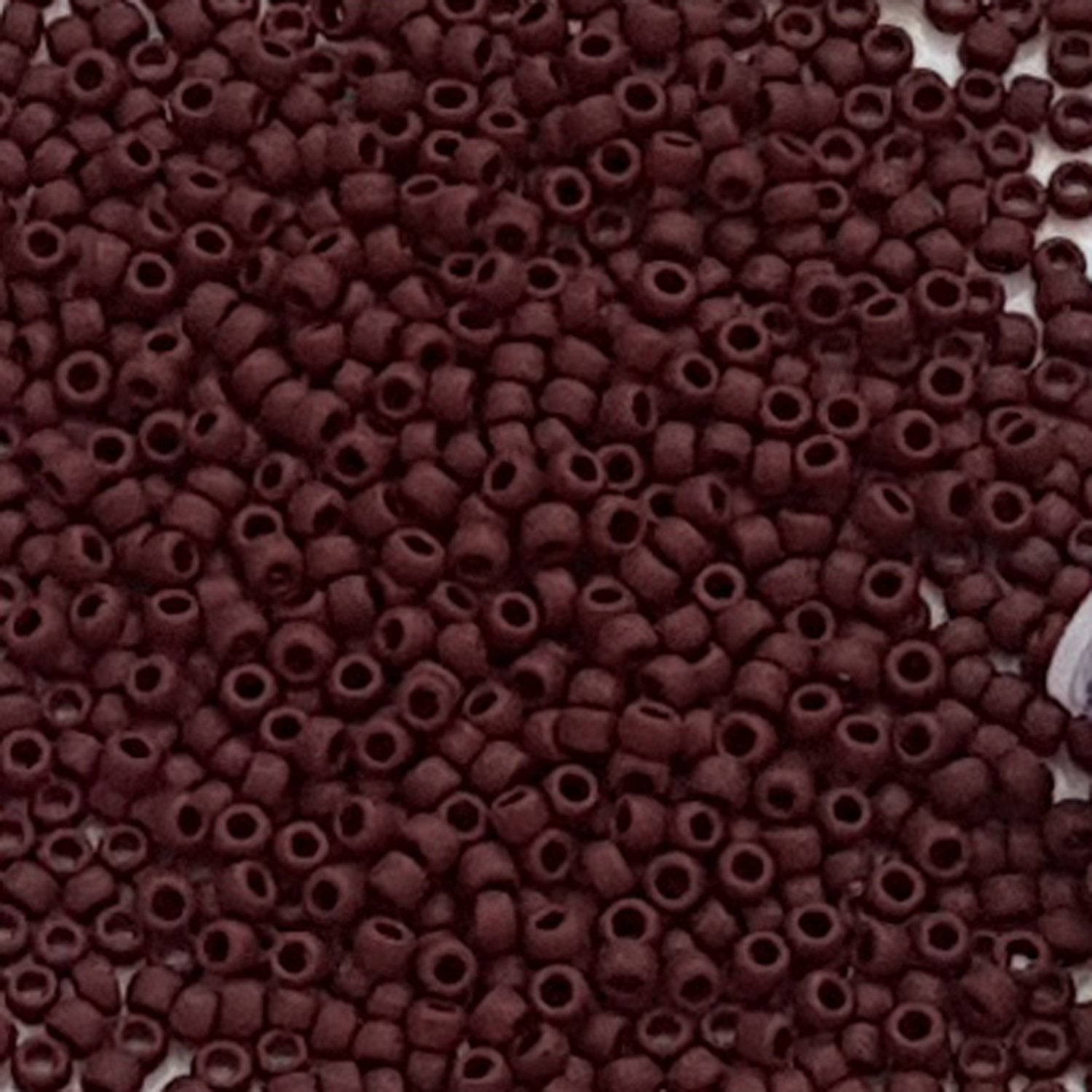 8/0 TR-46F Oxblood Opaque Matte round Toho Seed Beads - Beading Supply - Kalitheo Jewellery
