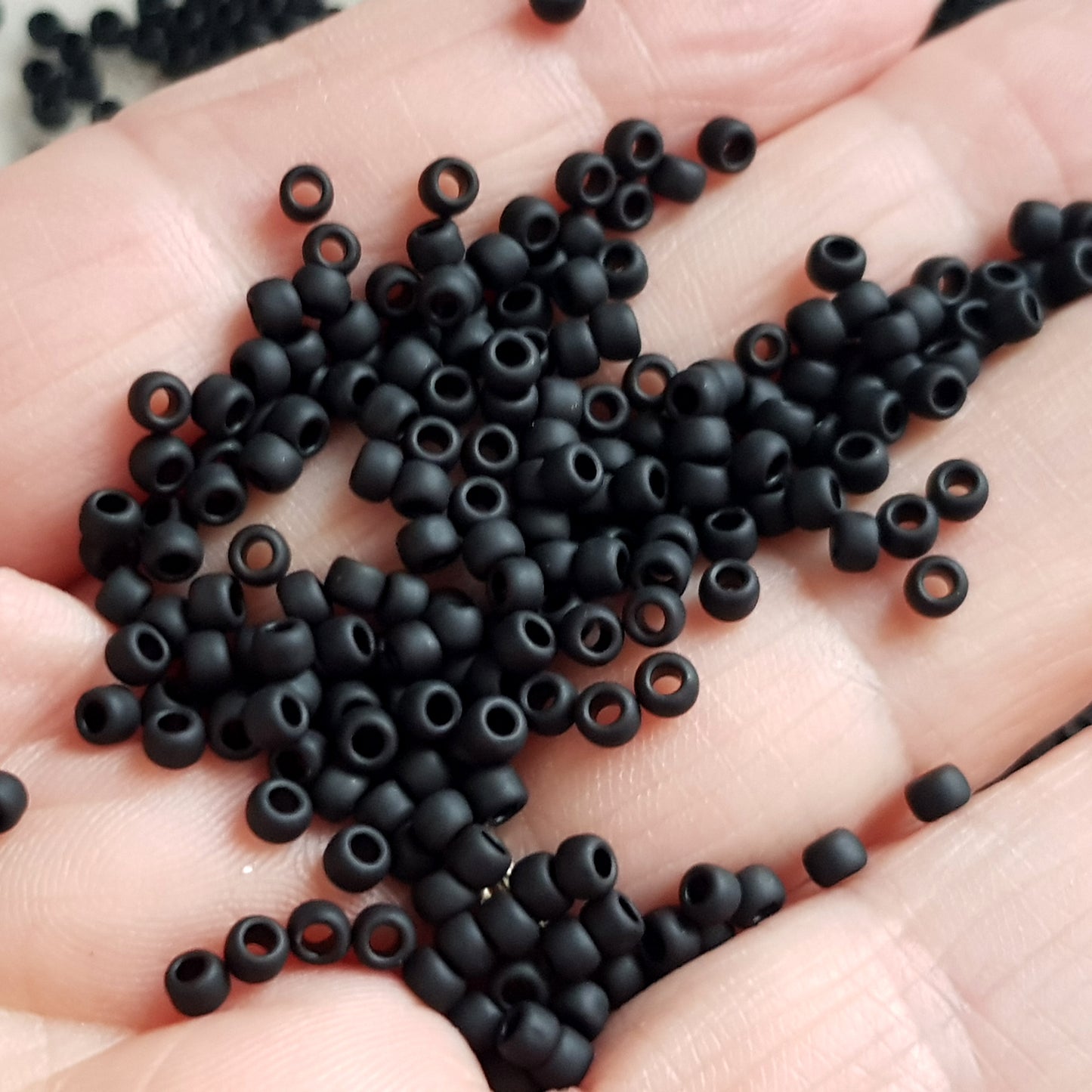 8/0 TR-49F Jet Black Opaque Frosted 10g/30g Round Toho Seed Bead - Beading Supply