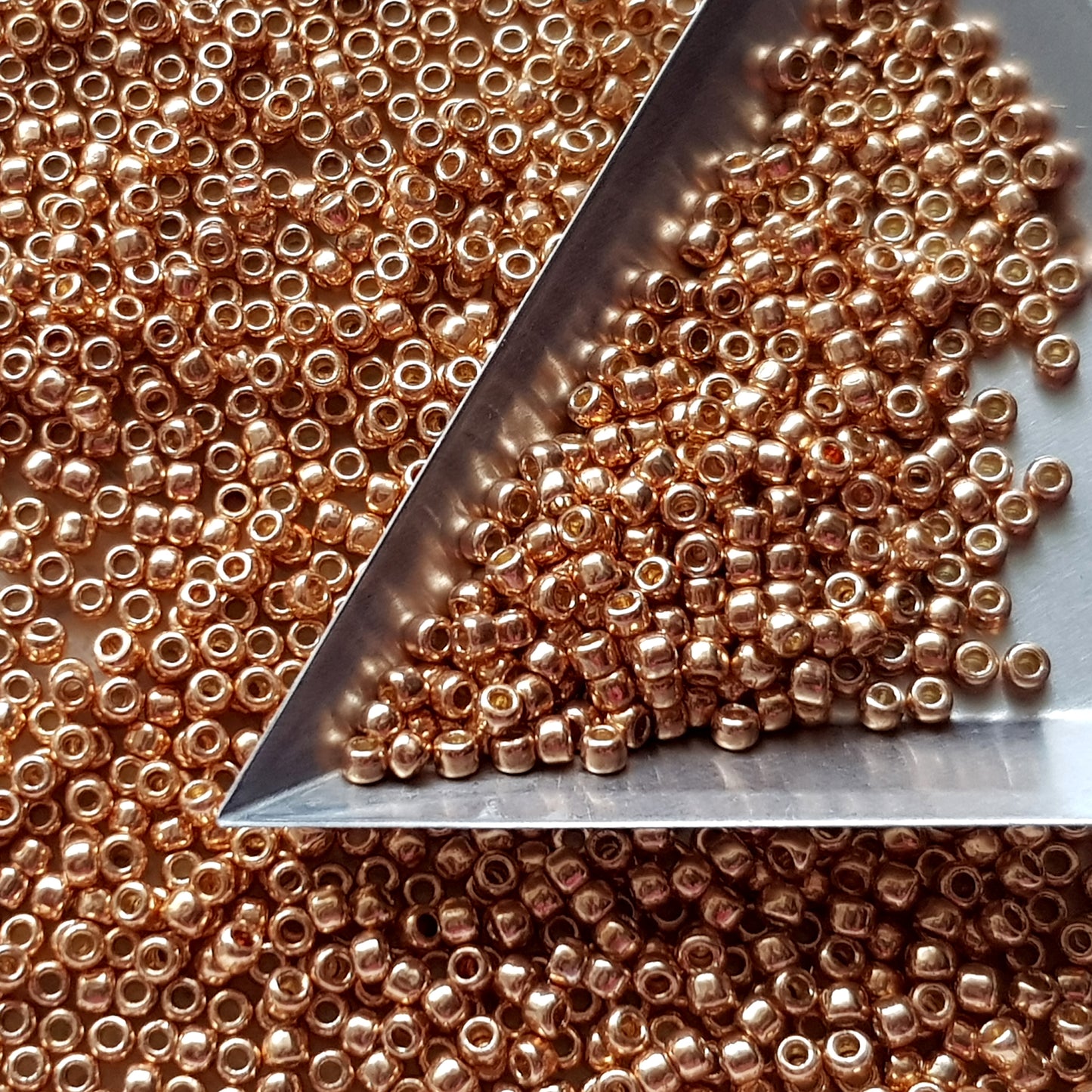 8/0 TR-PF551 Rose Gold Galvanized Permanent Finish 10g/30g Round Toho Seed Beads - Beading Supply