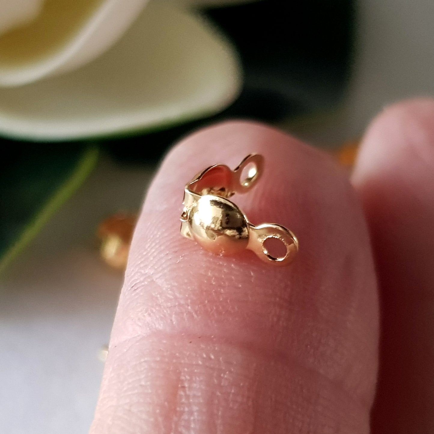 Bead Tip Clam Shell 4mm cup 10PC 24K Gold-Filled | GF-004BT-10 | Beading Supply