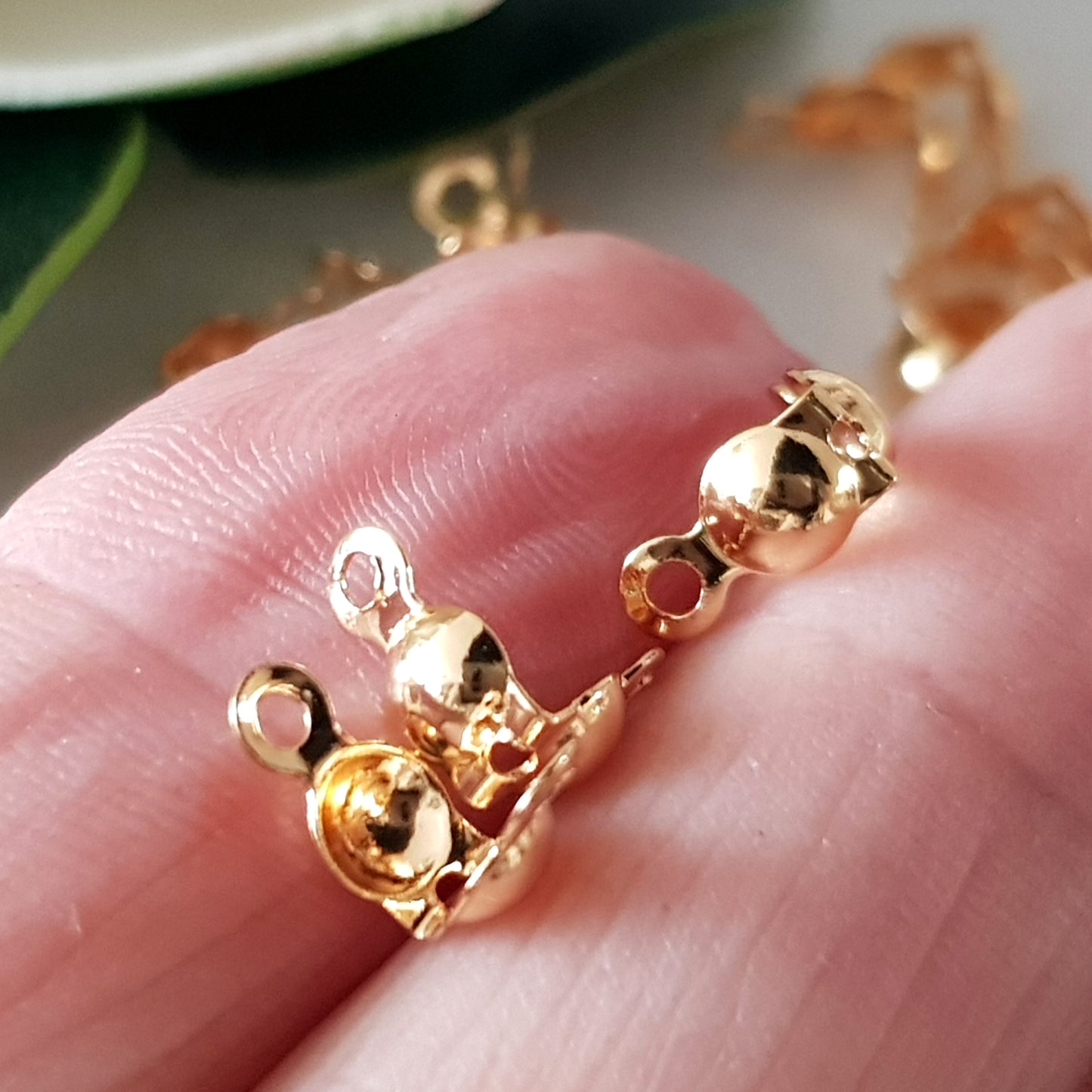 Bead Tip Clam Shell 4mm cup 10PC 24K Gold-Filled | GF-004BT-10 | Beading Supply