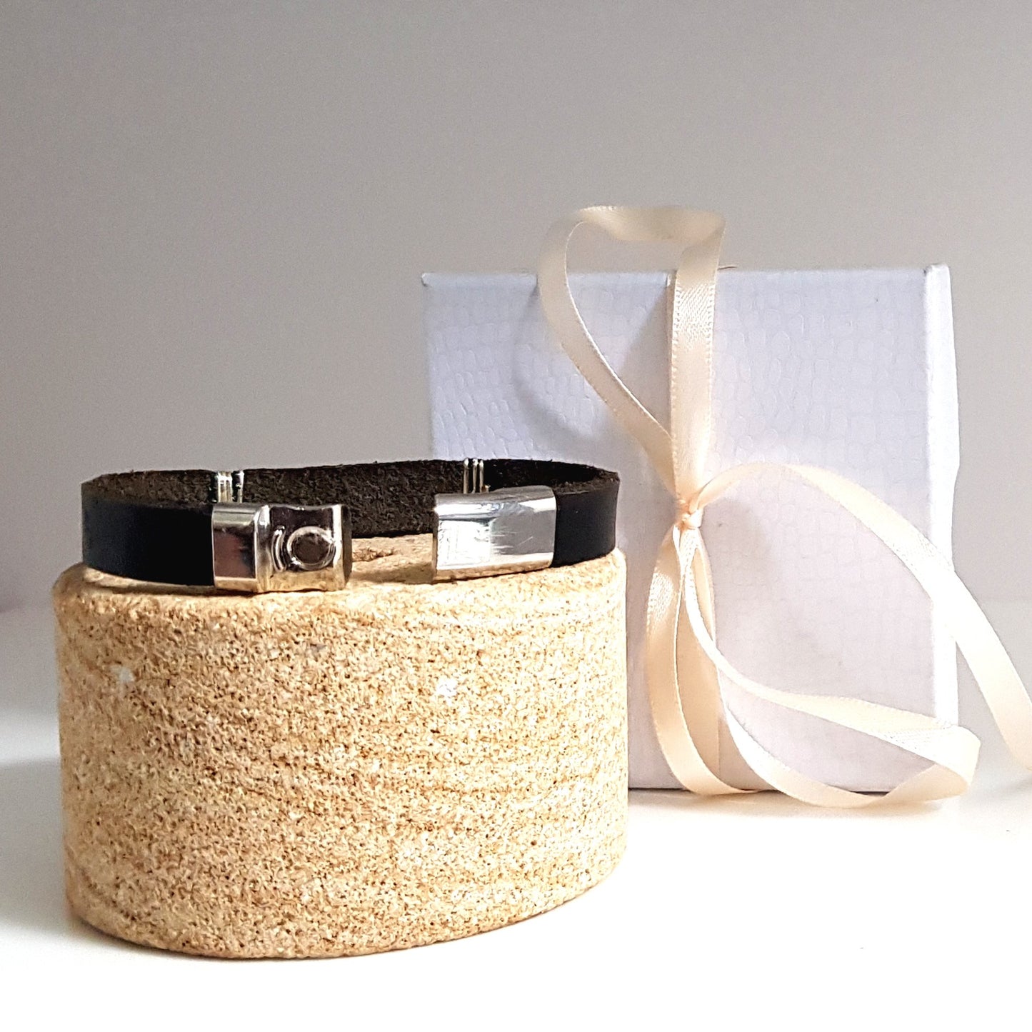 Black Leather Band with Haematite wrapped Mens Bracelet | KJ-287B | Unisex Jewellery - Kalitheo Jewellery