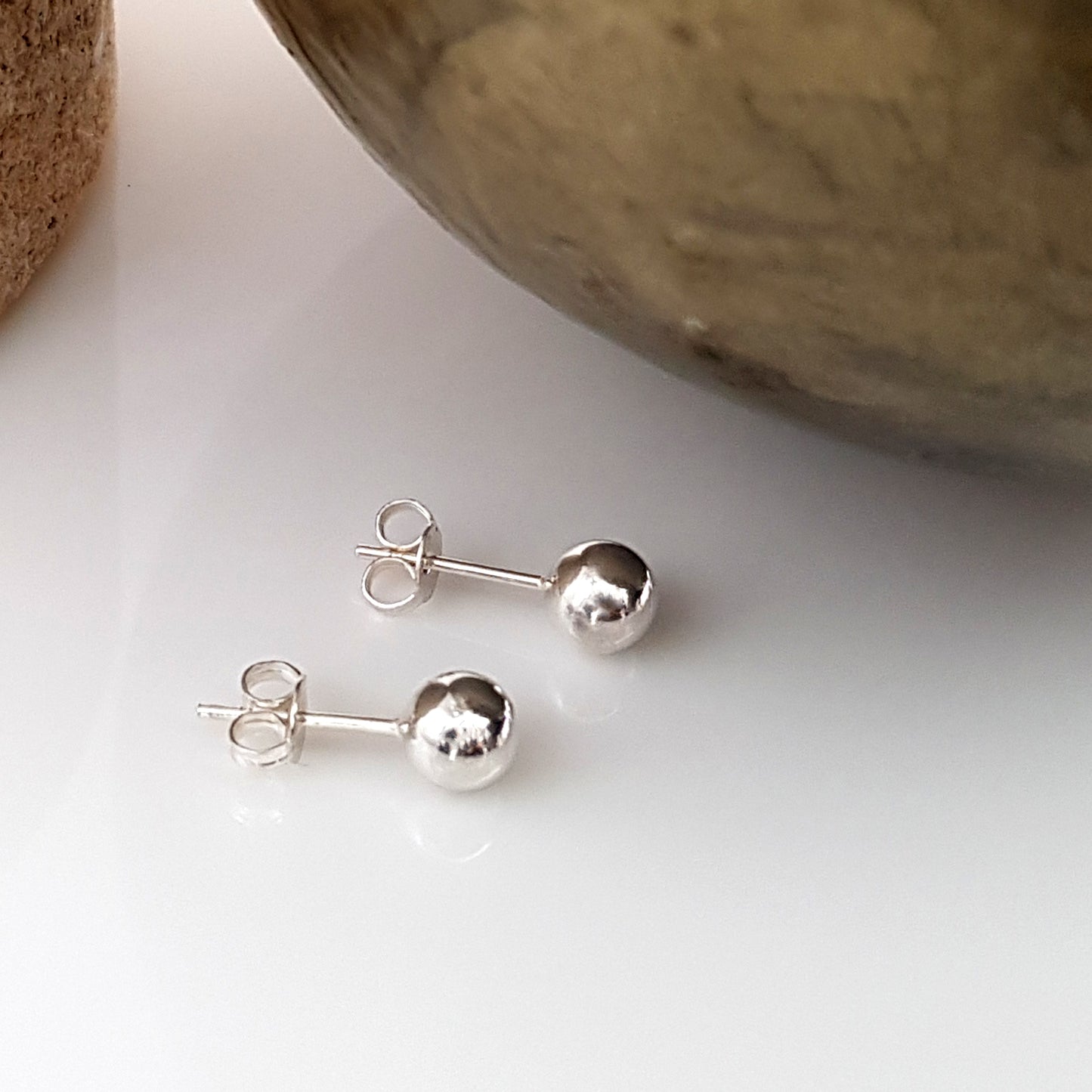 Sterling Silver 6 mm Ball Stud Earrings | KJ-372E-S6 | Unisex Jewellery - Kalitheo Jewellery