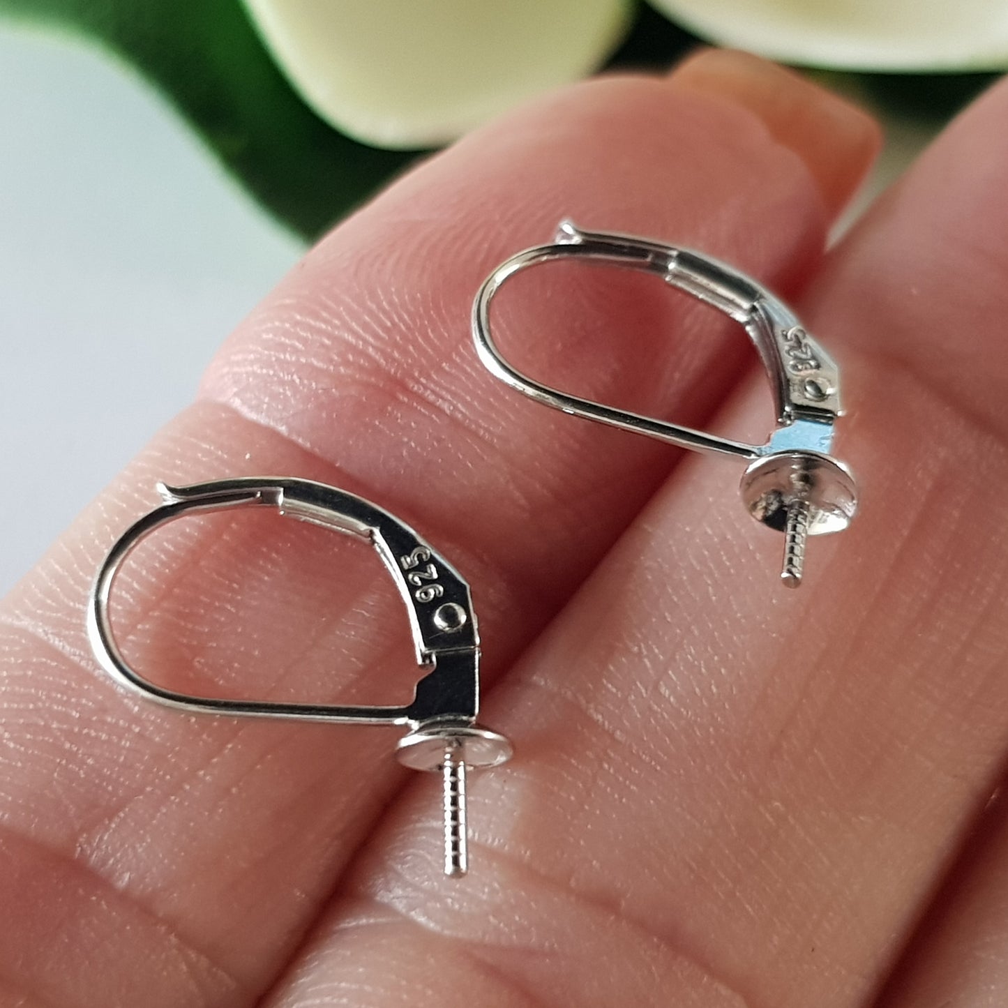 Continental Clip with Pearl Cup Polished Sterling Silver 925 - 4mm Pearl Cup | SS-032CPC4 |