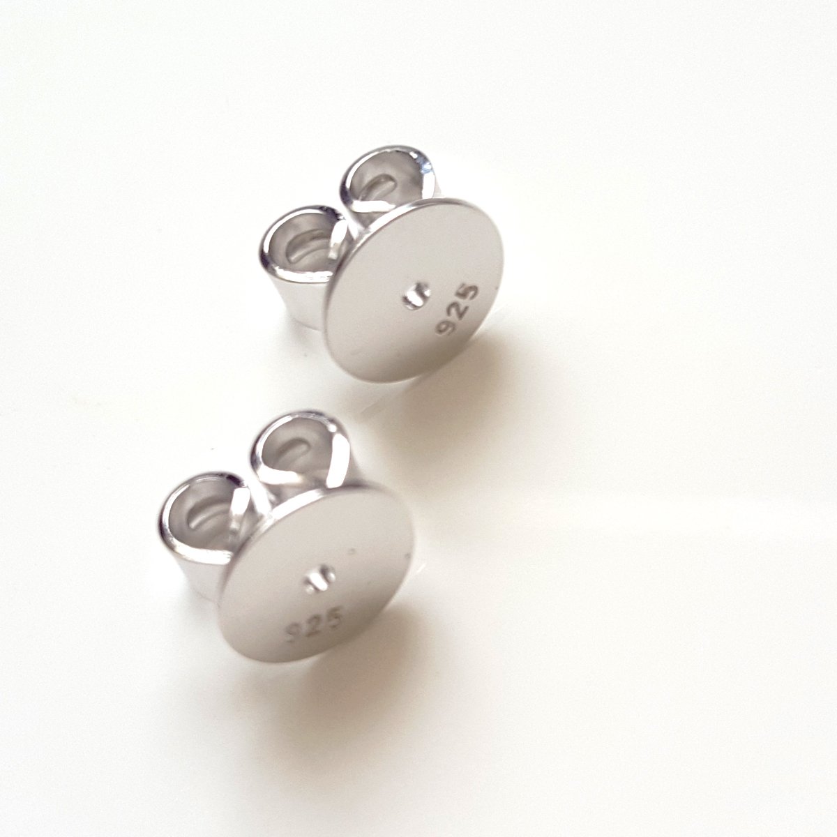 Disc Butterflies Medium 6.5mm White Gold 9ct | WG9-00865M | Jewellery Making Supply - Kalitheo Jewellery