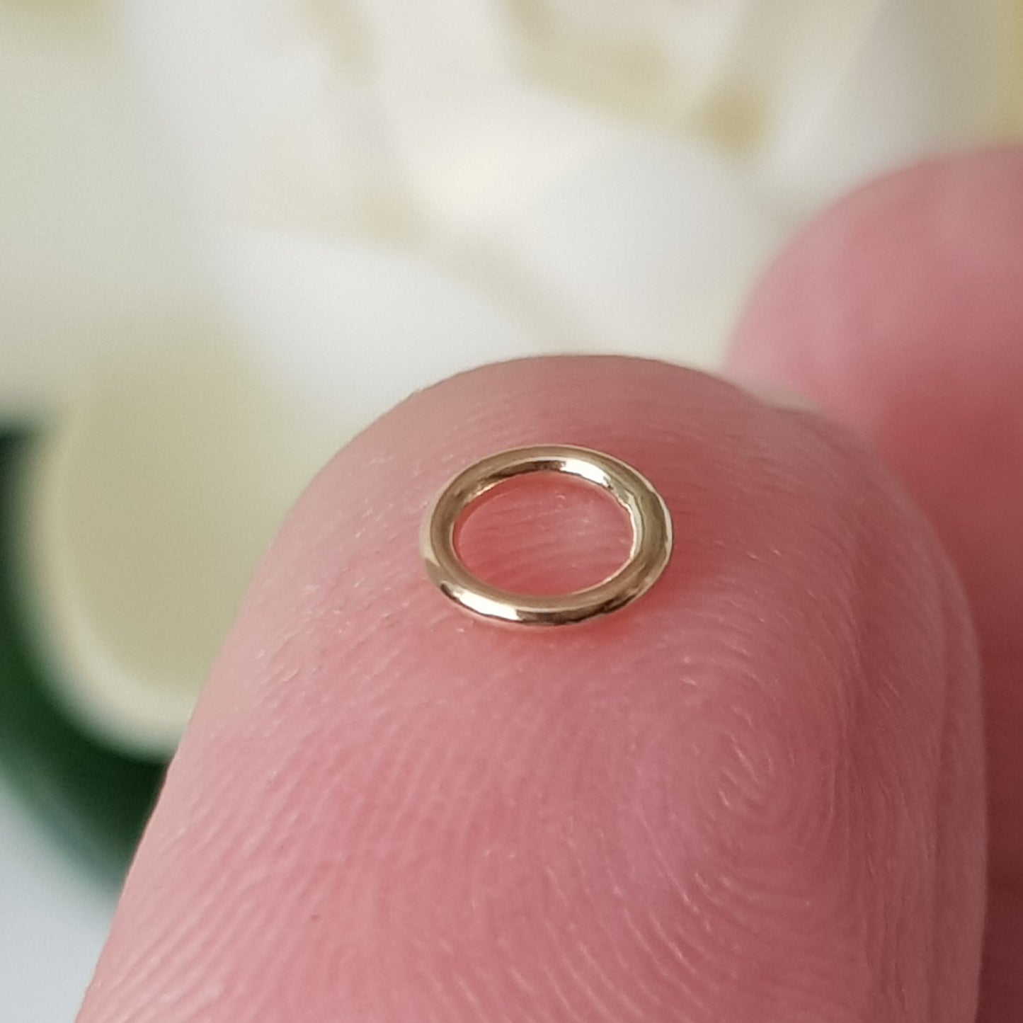 Solid 9ct Yellow Gold Closed Jump Ring