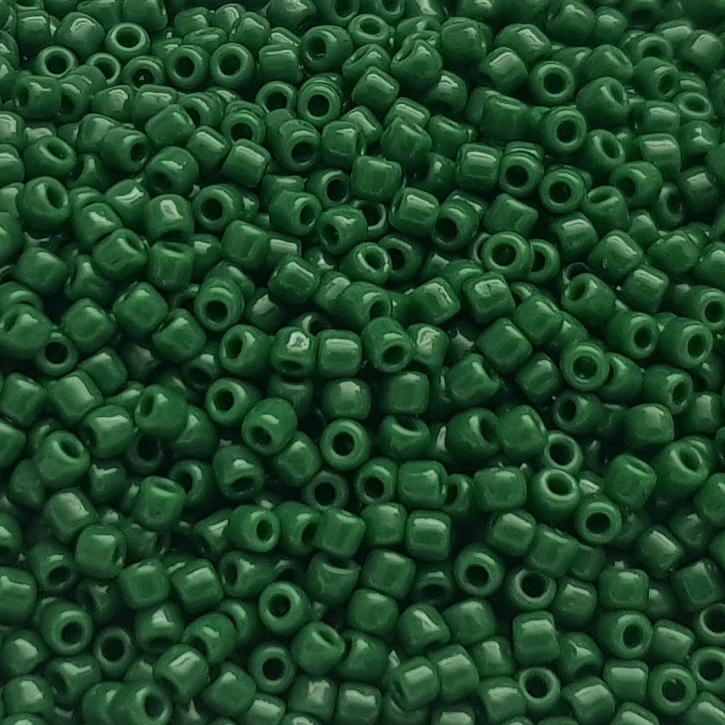 11/0 TR-47H Pine Green Opaque 10g/30g Round Toho Seed Beads | Beading Supply