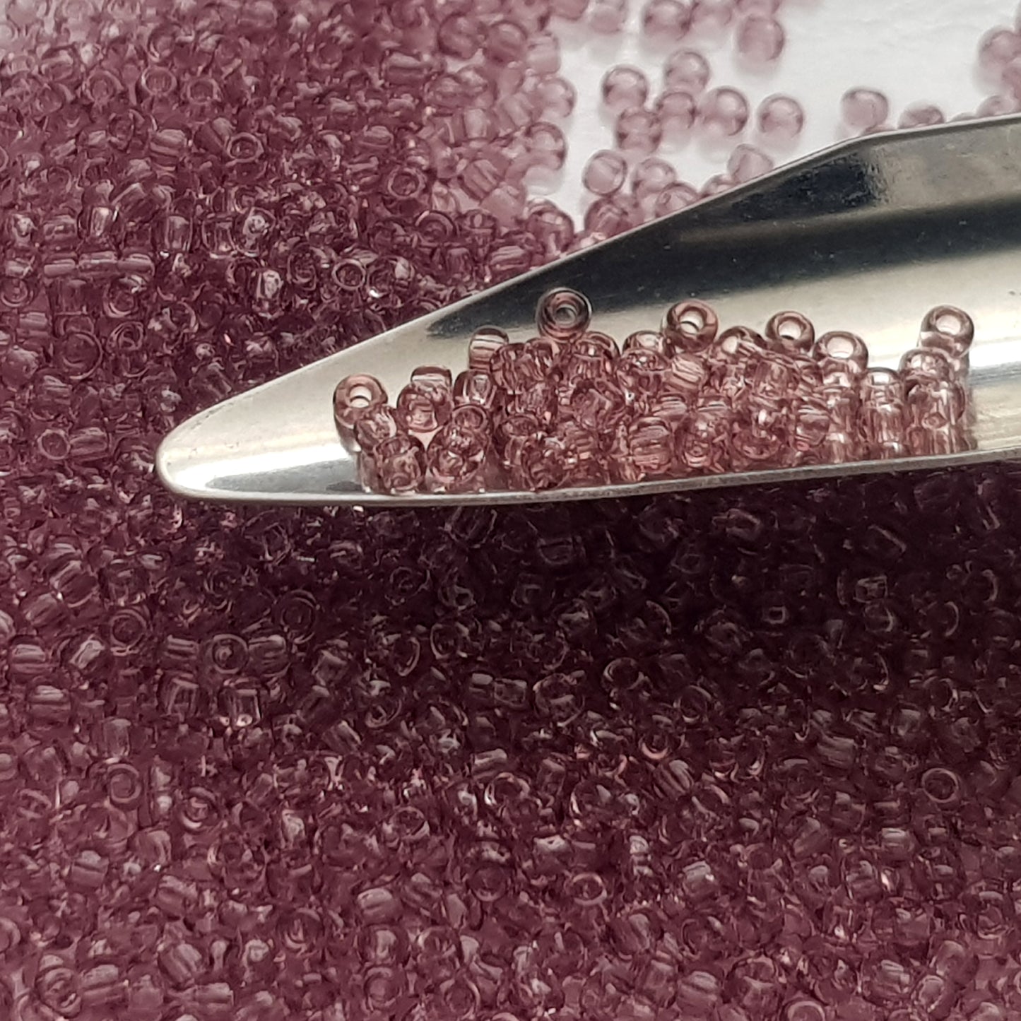 11/0 TR-6 Lt Amethyst Transparent 10g/30g Round Toho Seed Beads | Beading Supply