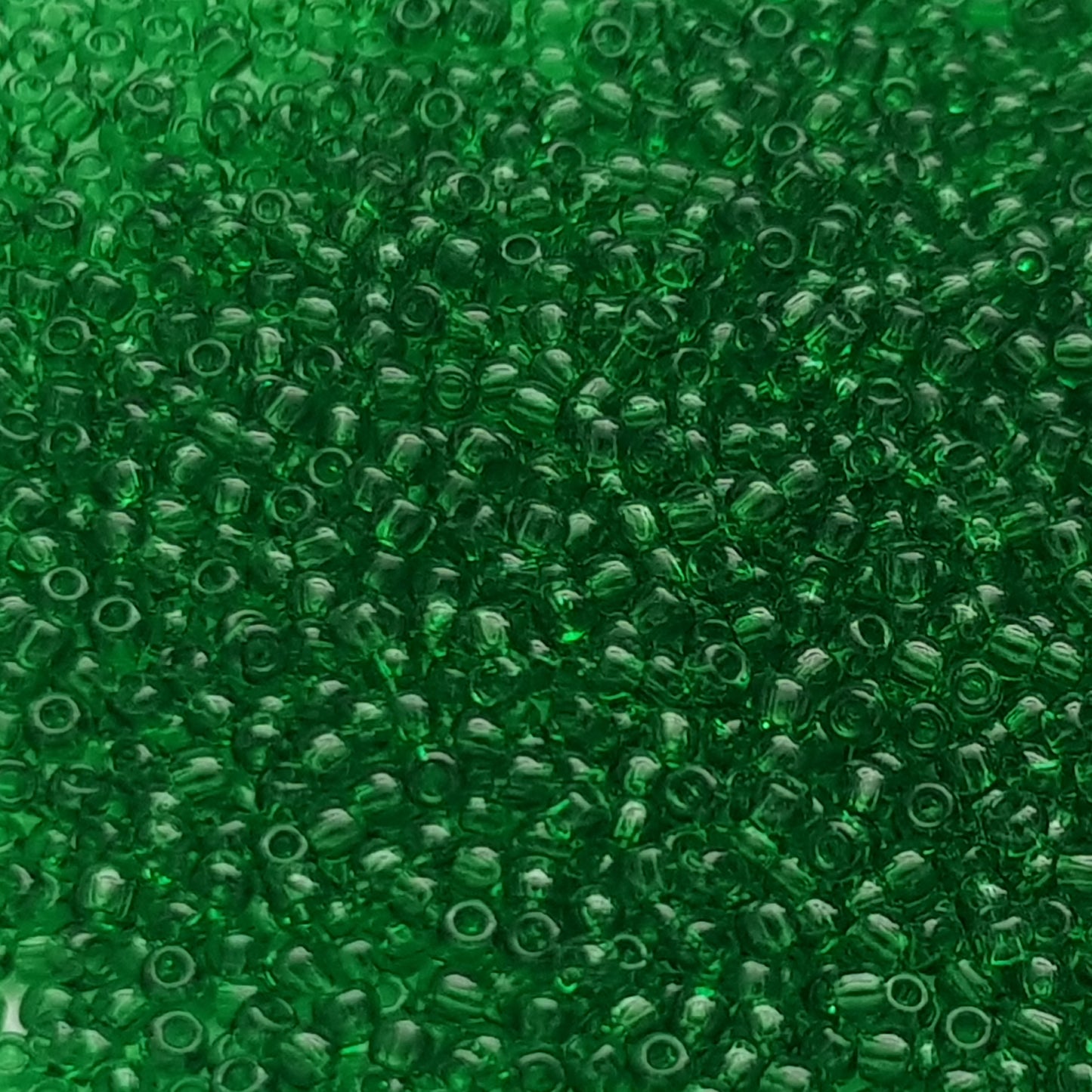 11/0 TR-7B Grass Green Transparent 10g/30g Round Toho Seed Beads | Beading Supply