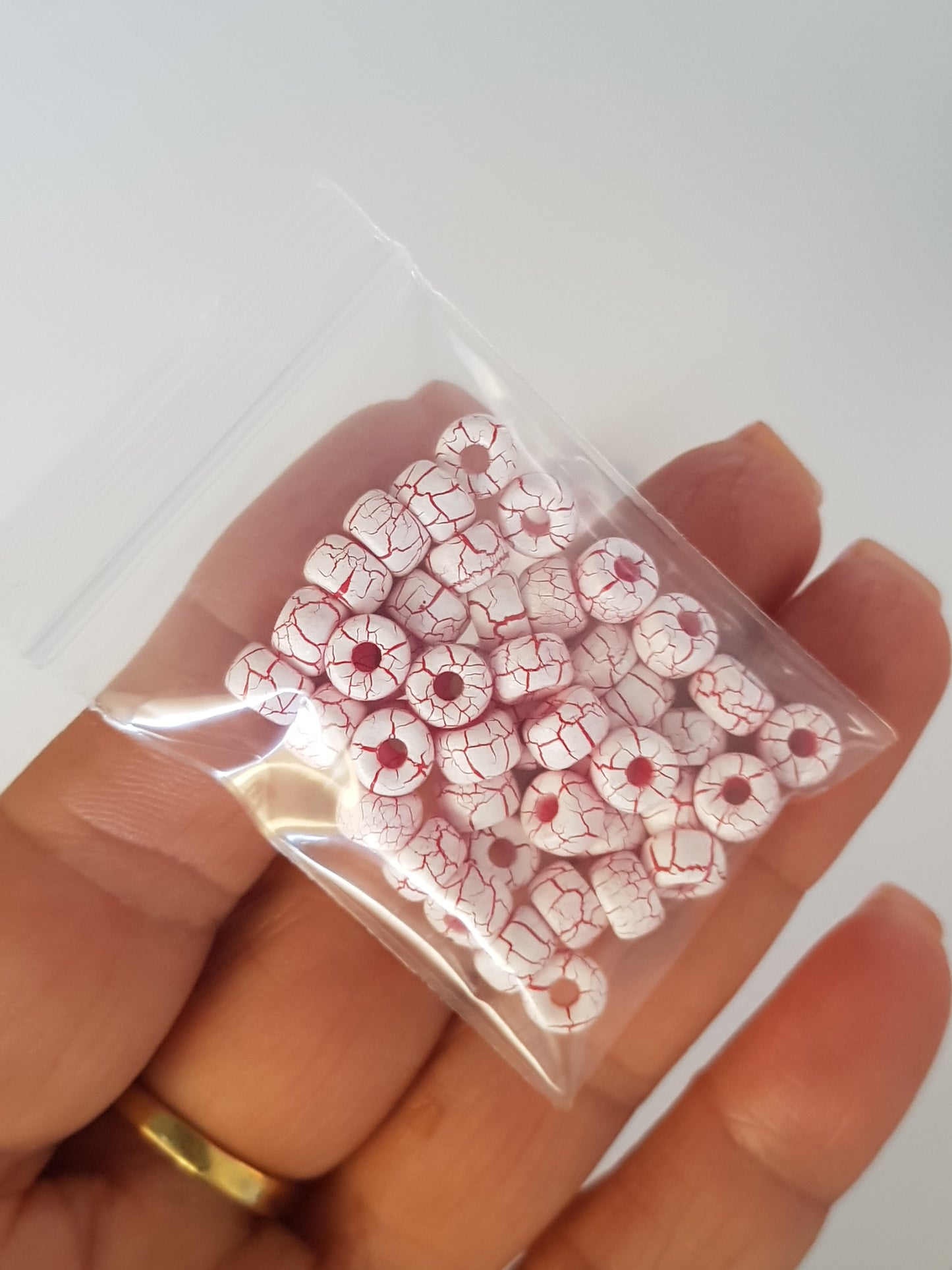 Matubo 2/0 Seed Beads - White-Red-6mm Round Beads -Kalitheo