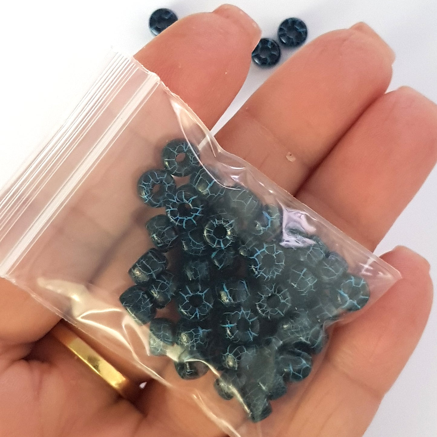 Matubo 2/0 Seed Beads - Jet Black/Blue - 6mm Round Beads -Kalitheo