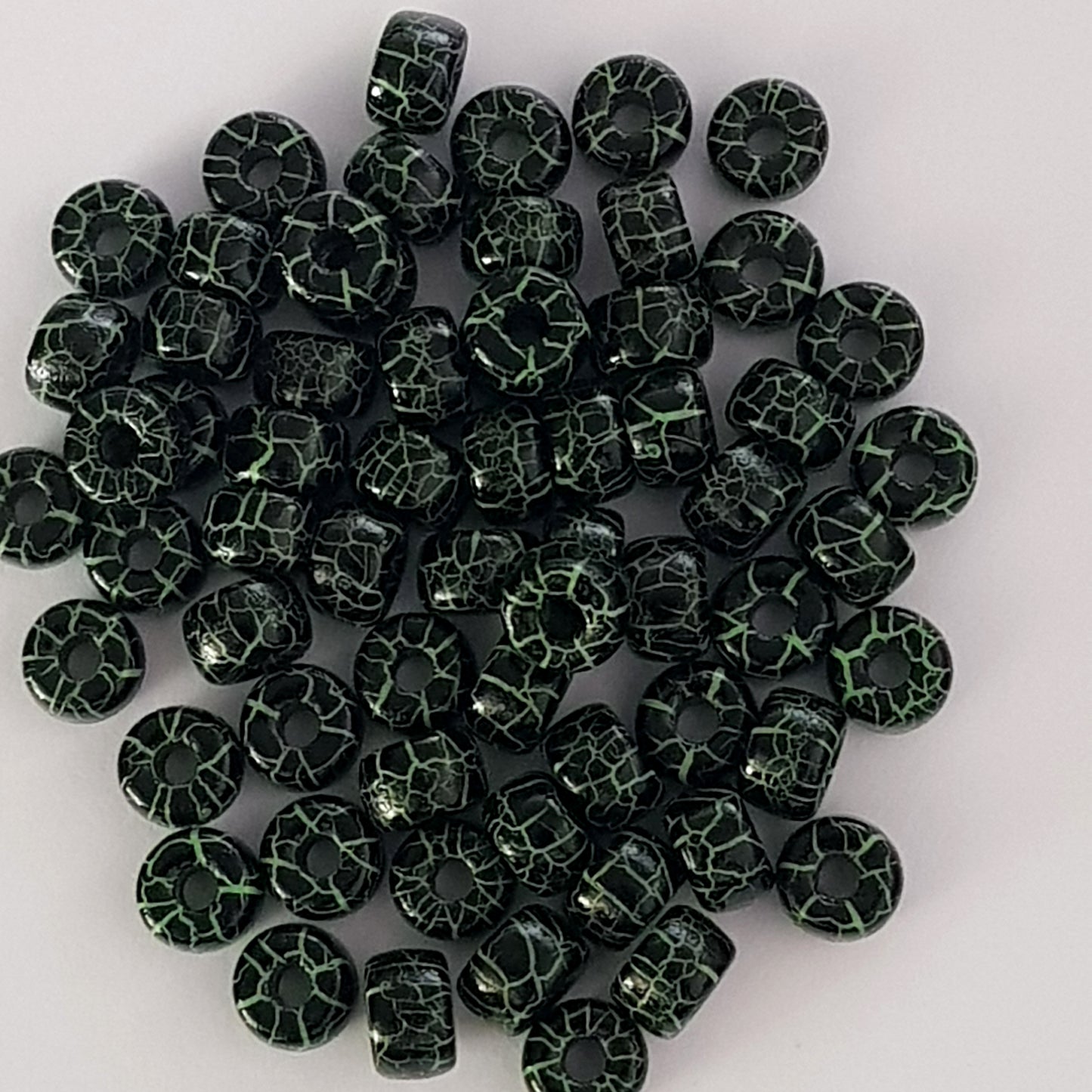 Matubo 2/0 Seed Beads - Jet Black/Green - 6mm Round Beads -Kalitheo