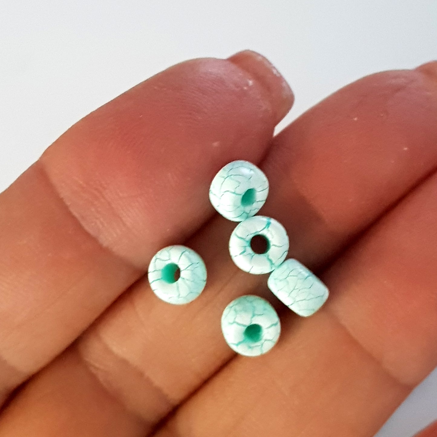 Matubo 2/0 Seed Beads - White-Green-6mm Round Beads -Kalitheo