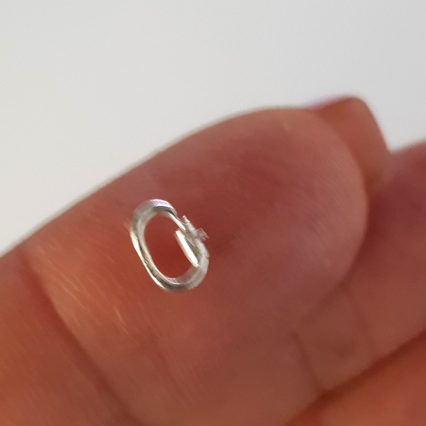 Jump Rings - Lock Jump Ring in 9ct and 925| YG9-LCK-JR | Secure Jewellery Findings
