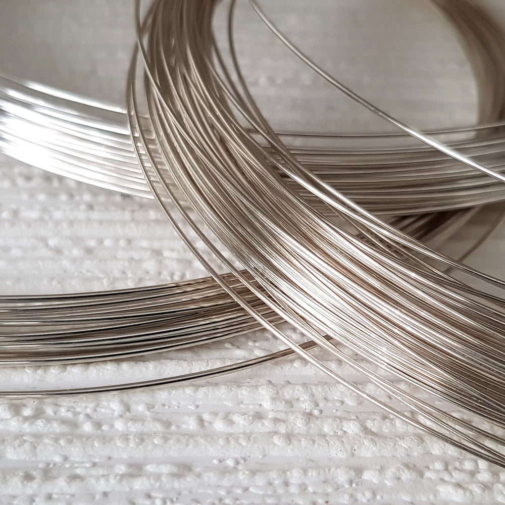 Close up of Argentium Silver 940 Wire