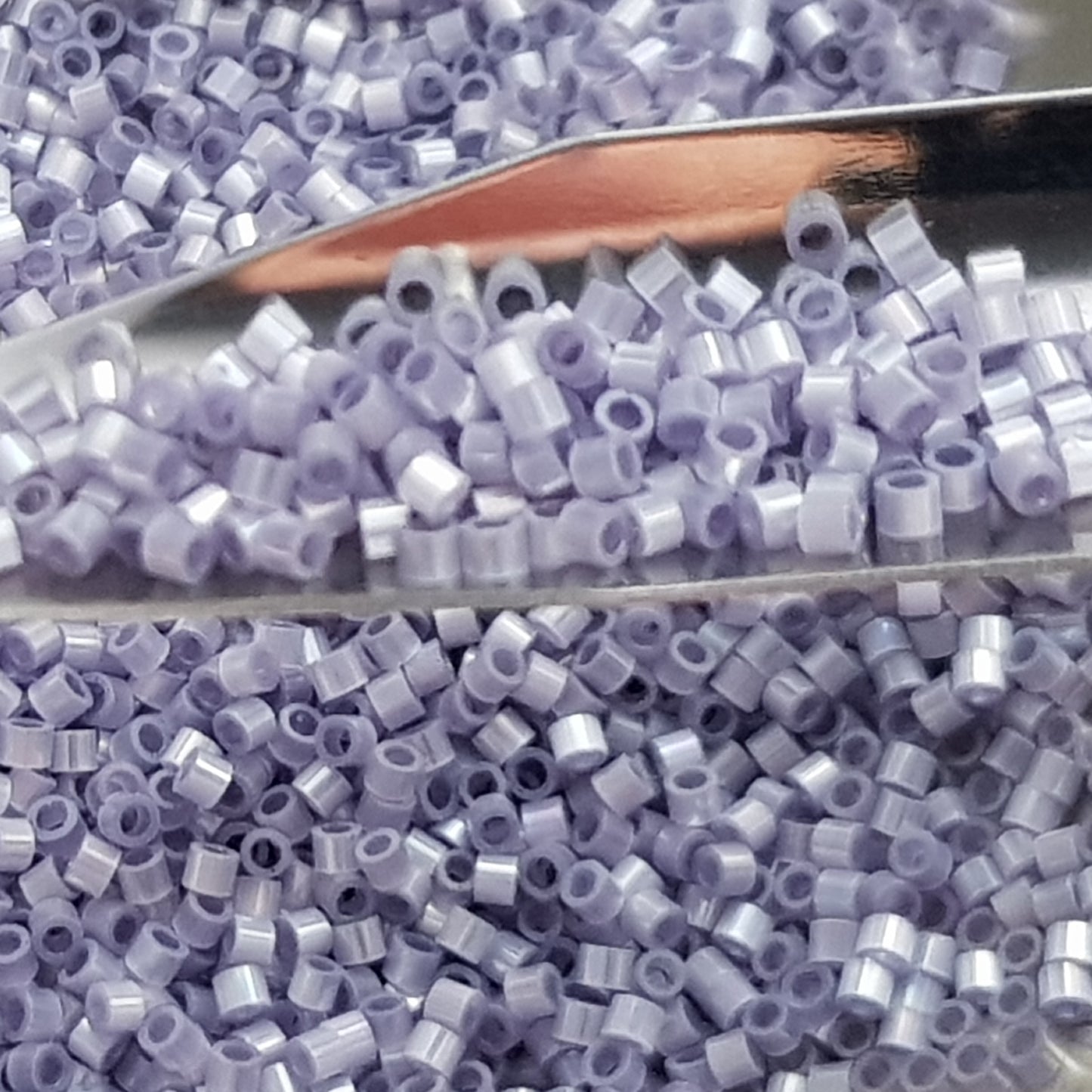 Aiko 11/0 TA-1556 Med Amethyst Rainbow Fibre-Optic Iridescent Precision-Cut Cylinder Toho Seed Beads | Beading Supply