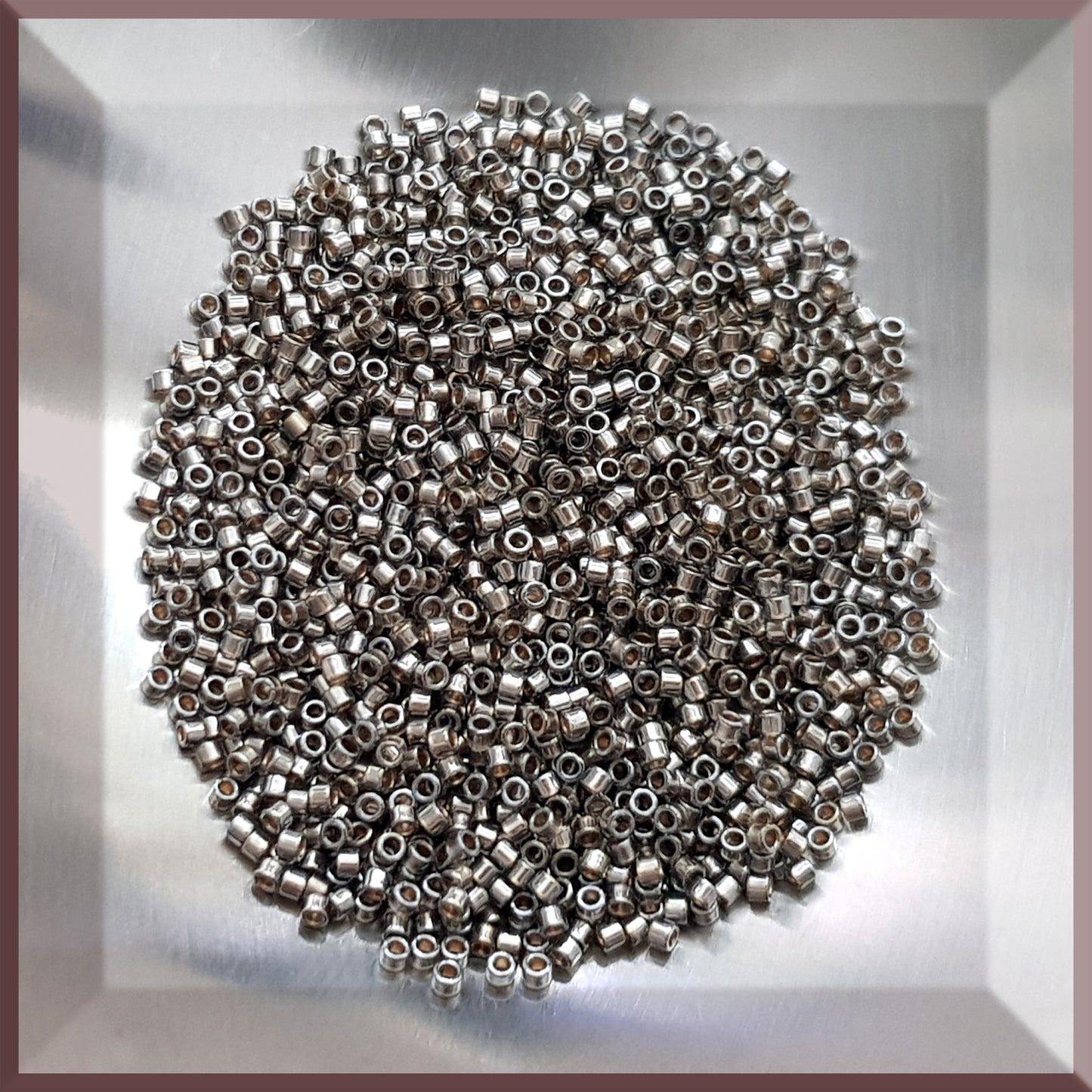 Aiko 11/0 TA-993 Black Diamond Gold-Lined Precision-Cut Cylinder Toho Seed Beads | Beading Supply