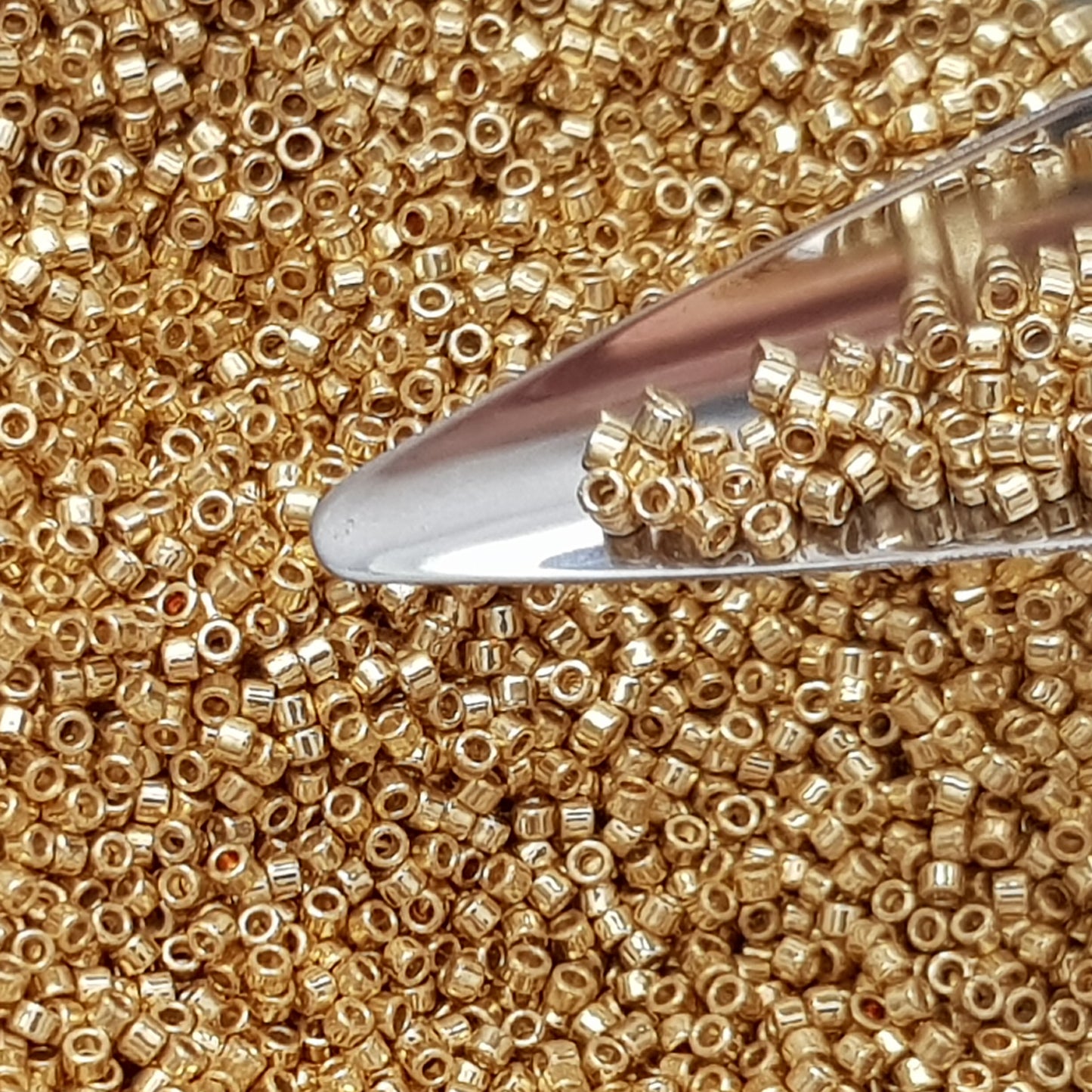 Aiko 11/0 TA-PF557 Starlight Gold Galvanized PermaFinish Precision-Cut Cylinder Toho Seed Beads | Beading Supply