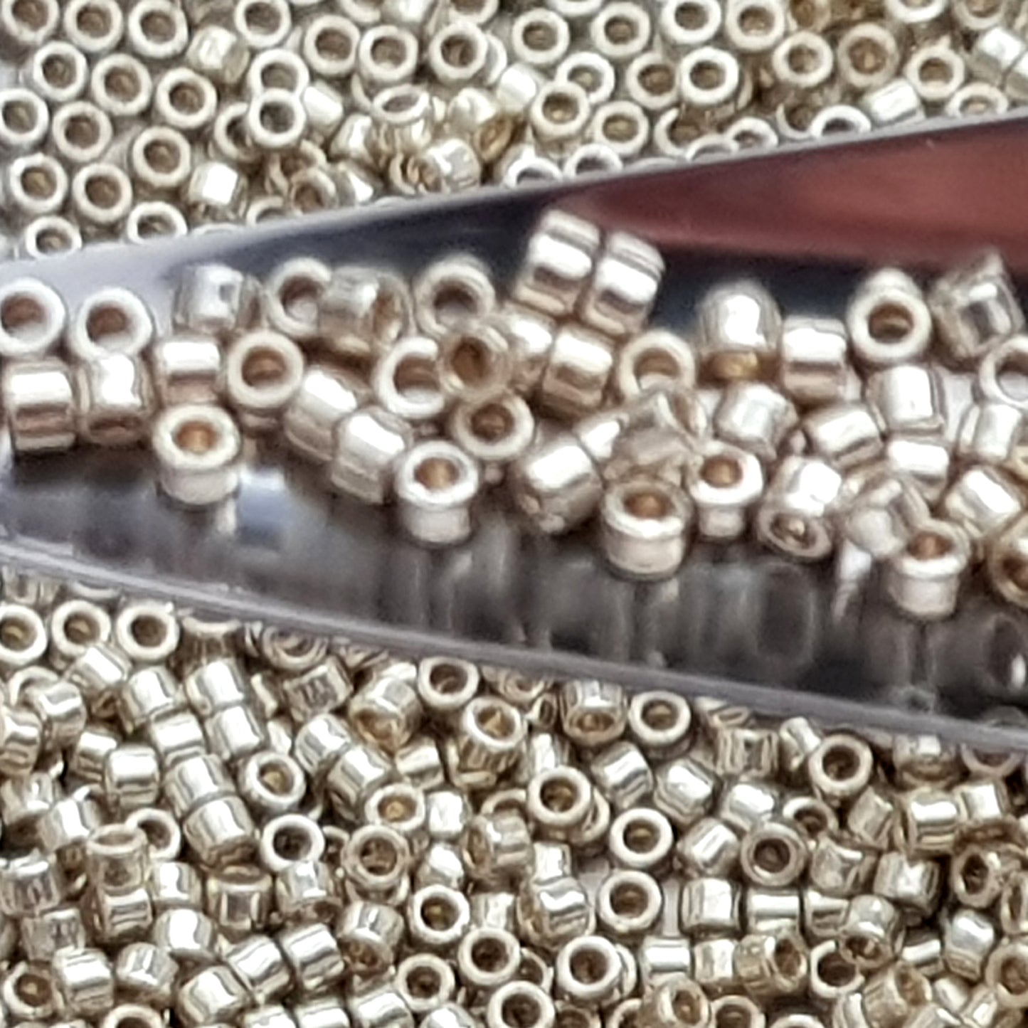 Aiko 11/0 TA-PF558 Aluminium Galvanized PermaFinish 4g Pre-Packed Precision-Cut Cylinder Toho Beads | Beading Supply