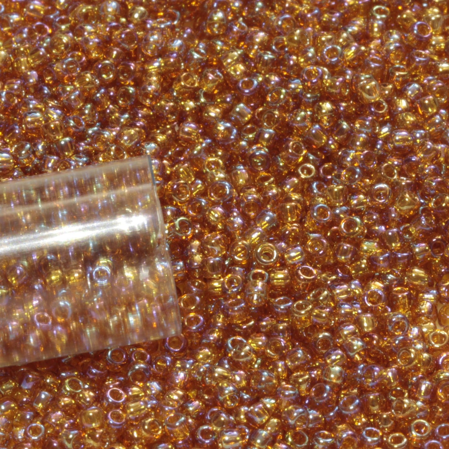 11/0 TR-162C Topaz Rainbow Round Toho Seed Beads - Beading Supply - Kalitheo Jewellery