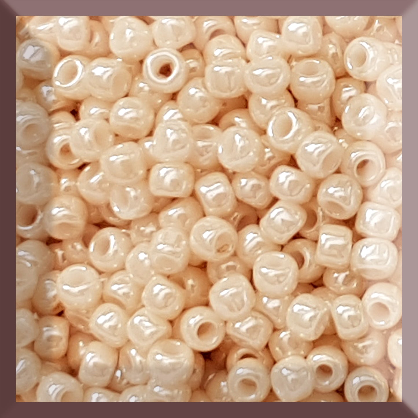 8/0 TR-123 Lt Beige Lustre Opaque 10g/30g Round Toho Seed Beads - Beading Supply
