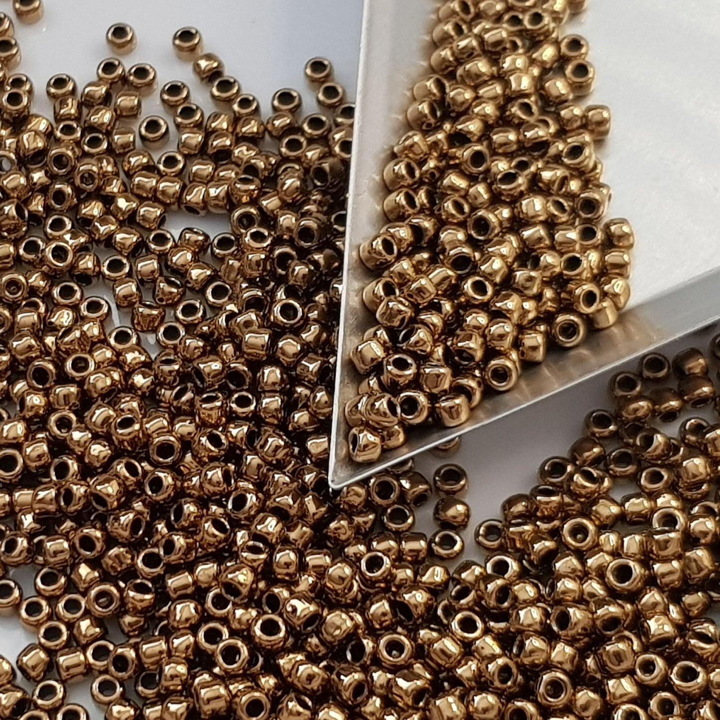 8/0 TR-221 Bronze Opaque Round 10g/30g Round Toho Seed Beads - Beading Supply