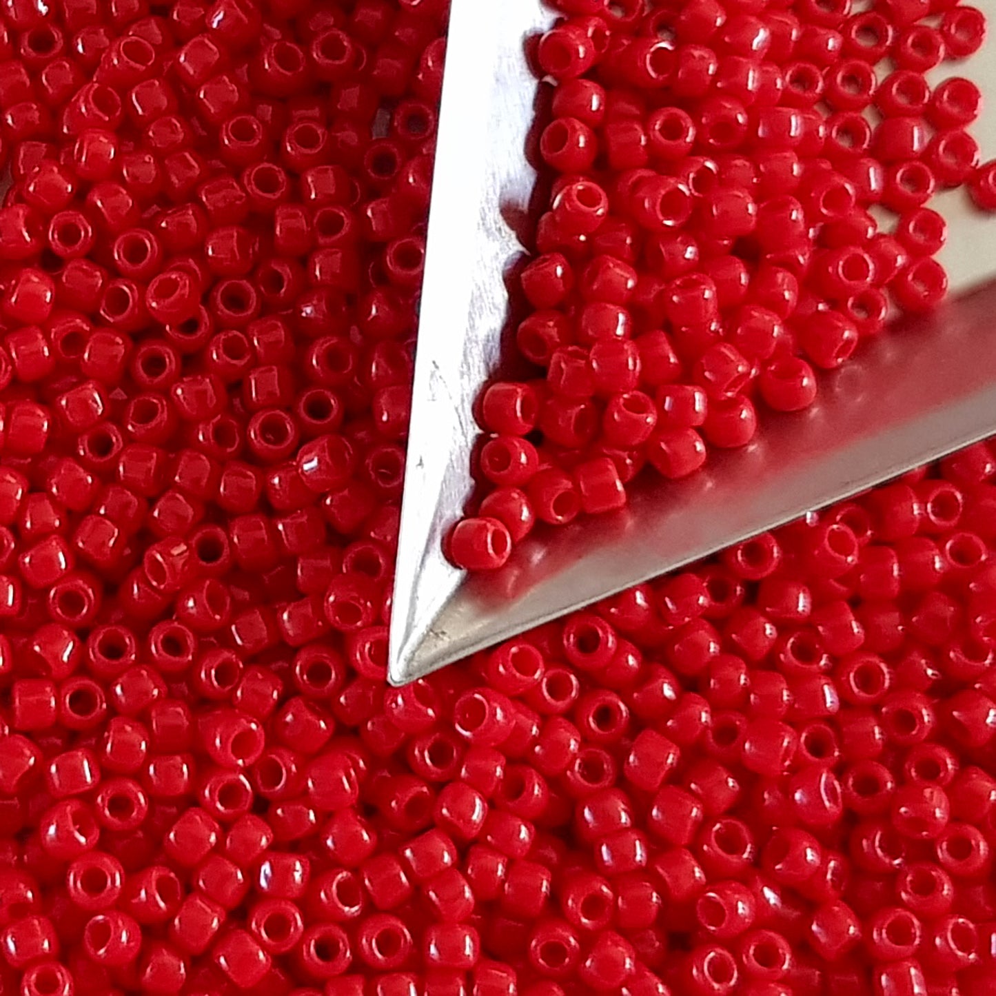 8/0 TR-45A Cherry Red Opaque 10g/30g Round Toho Seed Beads - Beading Supply