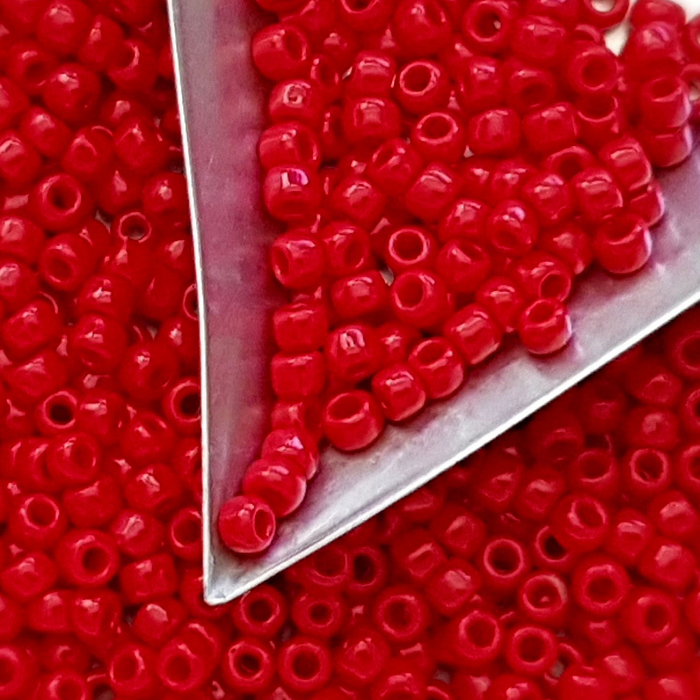 8/0 TR-45 Pepper Red Opaque 10g/30g Round Toho Seed Beads - Beading Supply