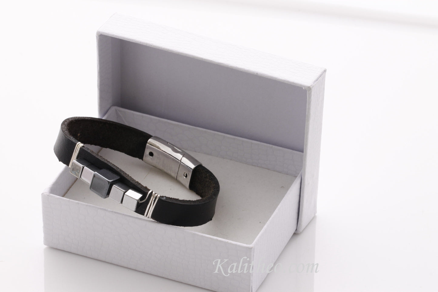 KTC-287 Unisex Bracelet Leather Medium 35%Off - Kalitheo Jewellery