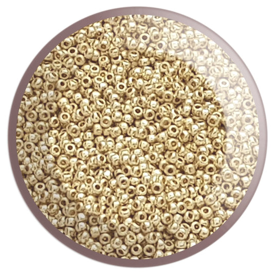 11/0 TR-PF558 Aluminium Galvanized Permanent Finish Round Toho Seed Beads - in a circle  with white background.